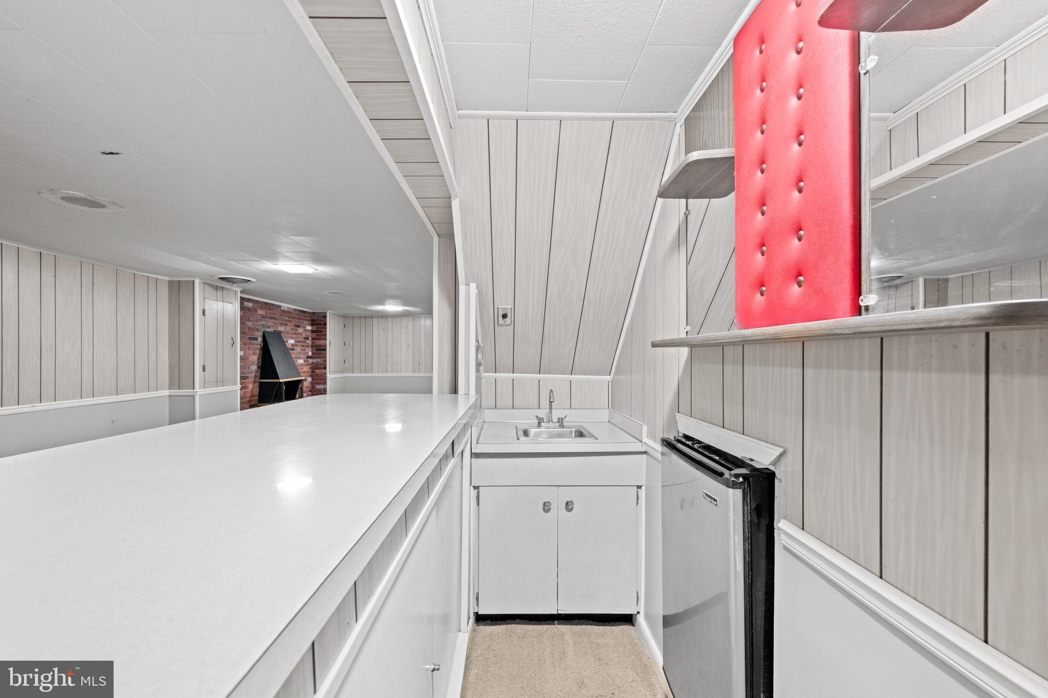 KENSINGTON ESTATES - Residential