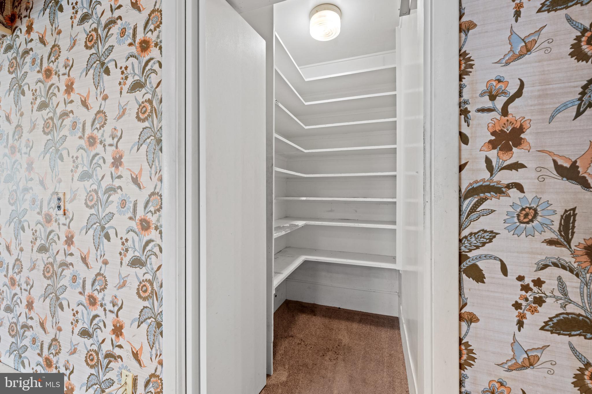 KENSINGTON ESTATES - Residential