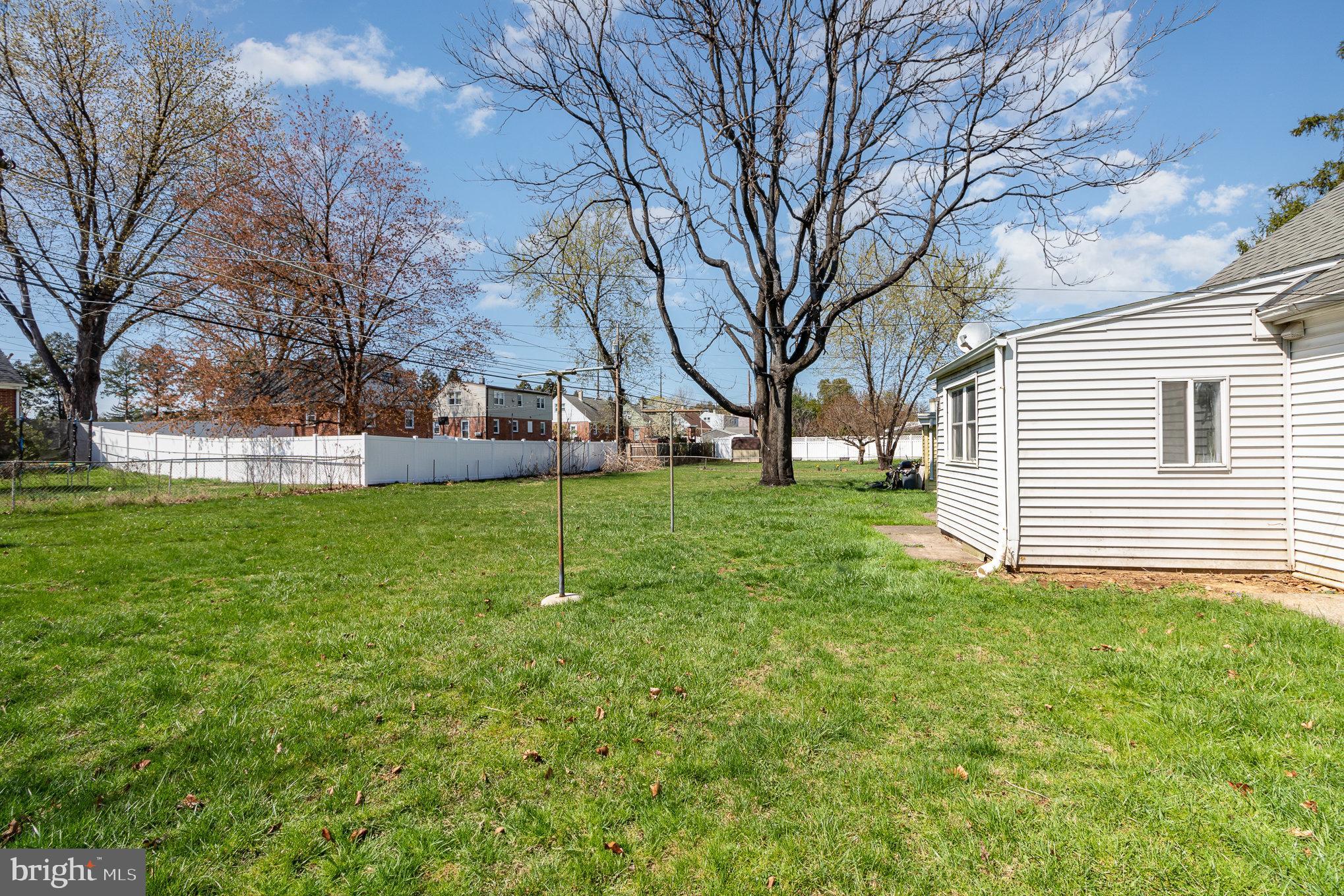 DELBROOK MANOR - Residential