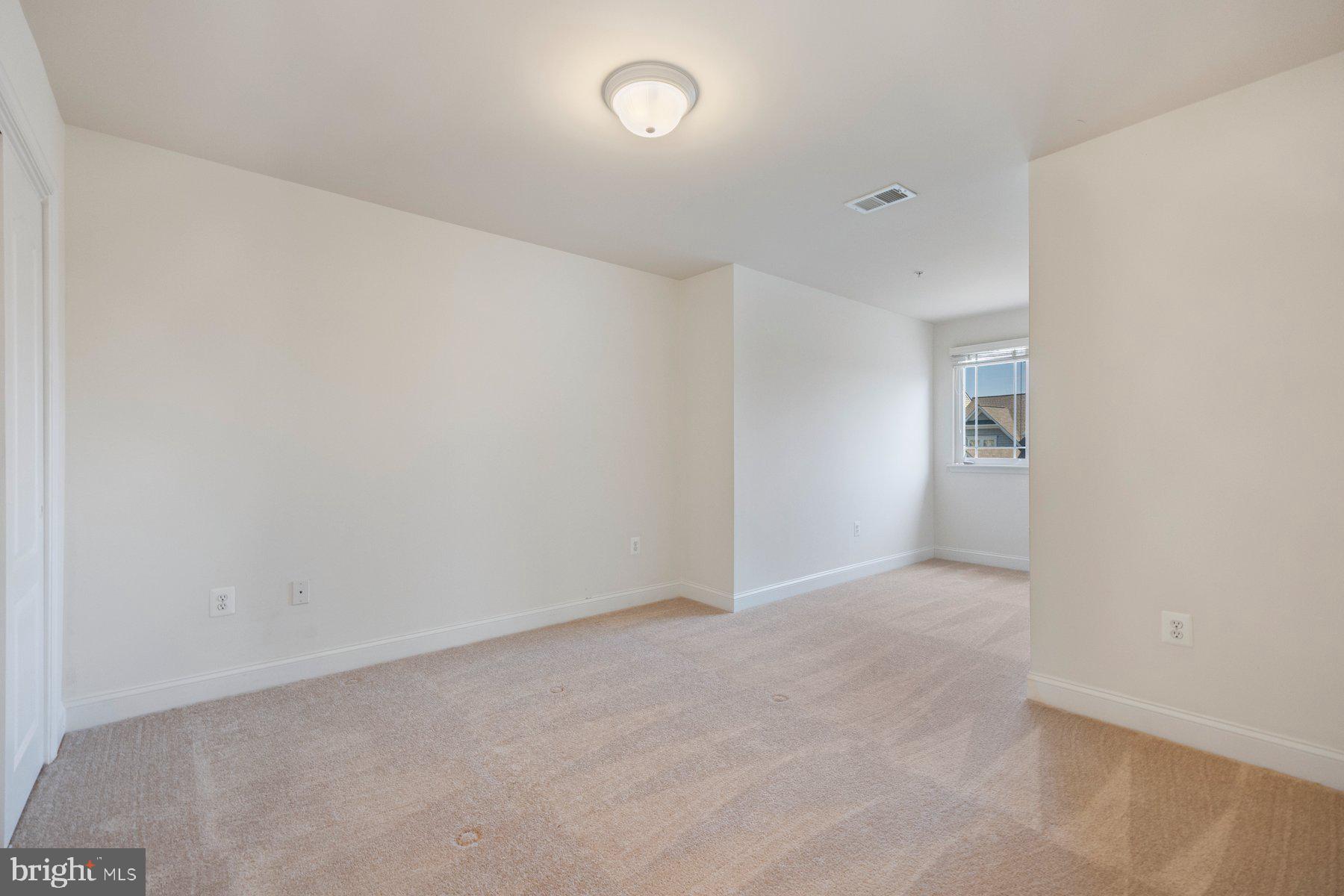 PINES OF LAUREL-PLAT 13- - Residential