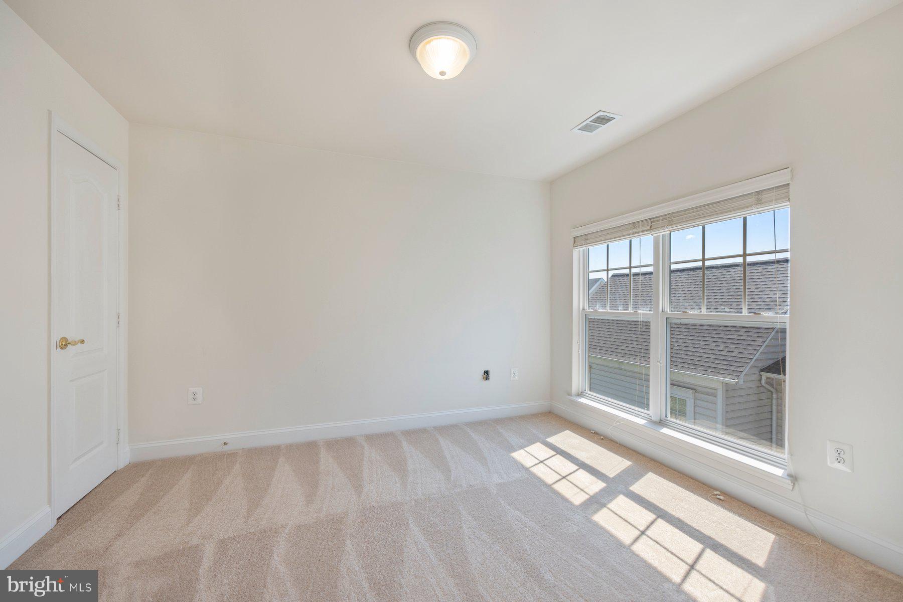 PINES OF LAUREL-PLAT 13- - Residential