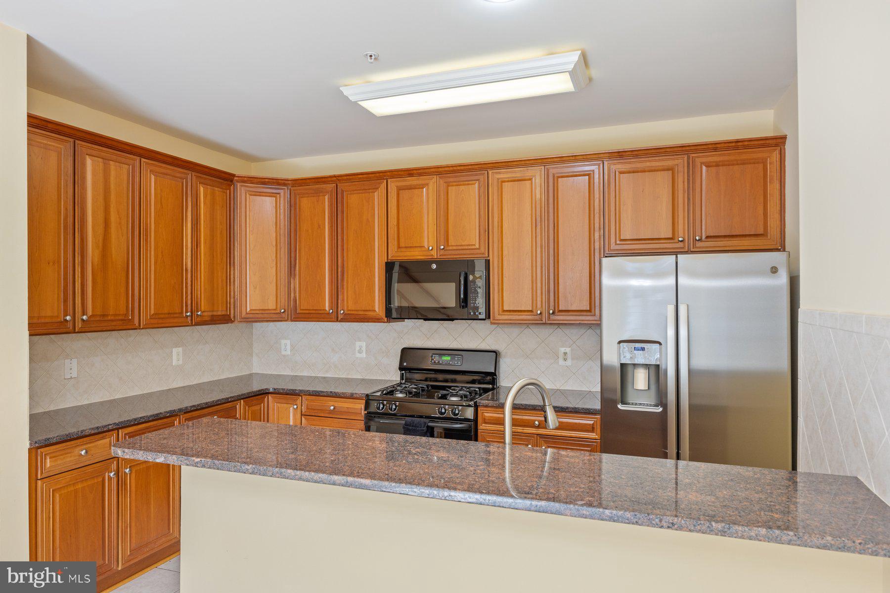 PINES OF LAUREL-PLAT 13- - Residential