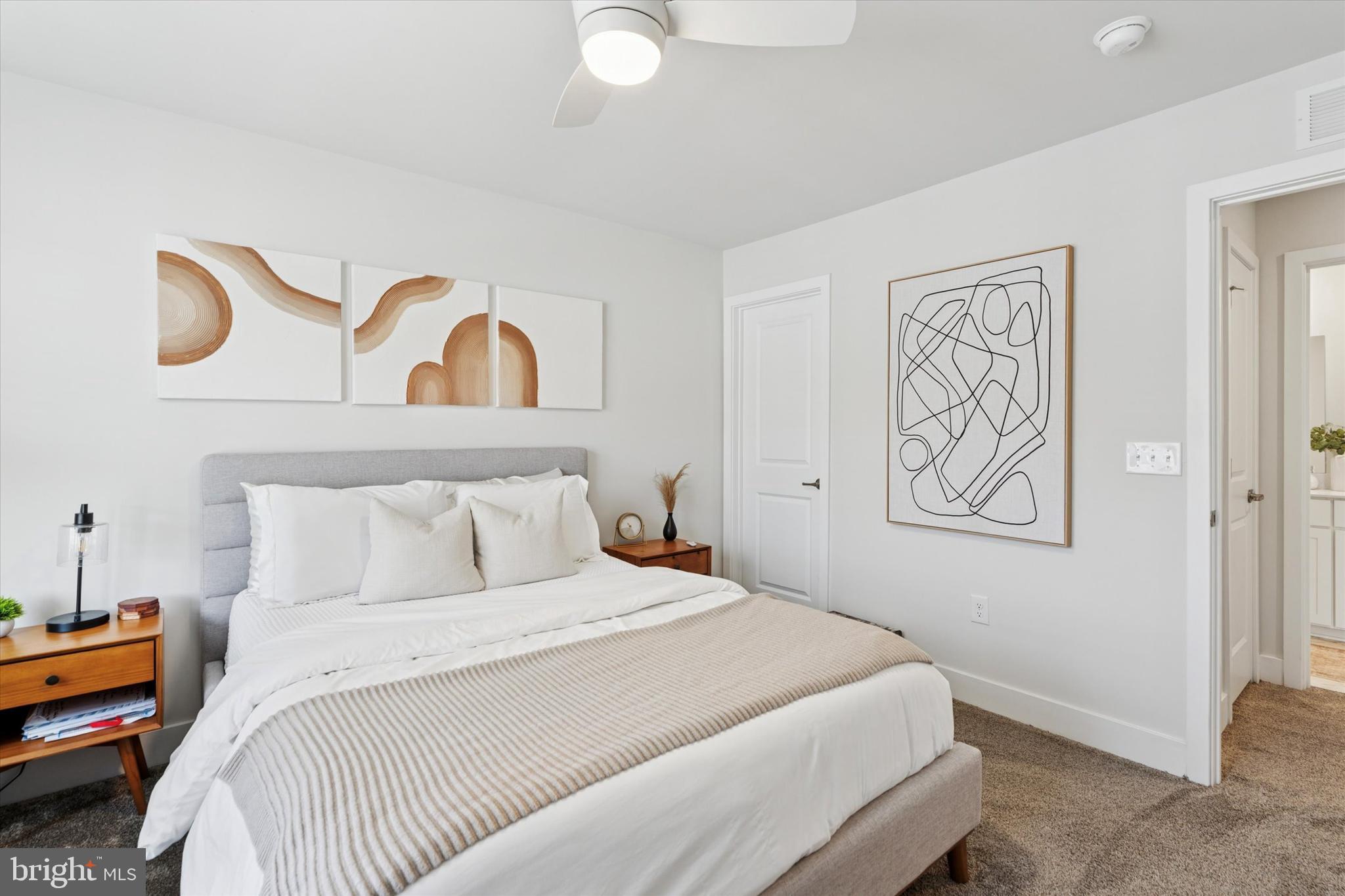 STEELPOINTE - Residential