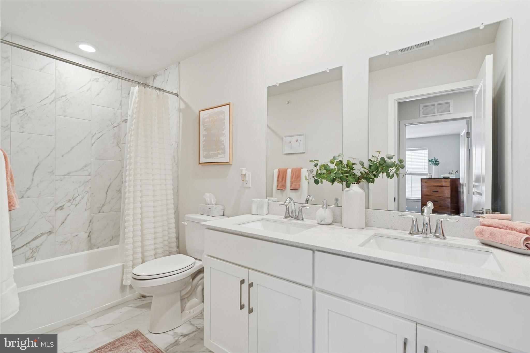 STEELPOINTE - Residential