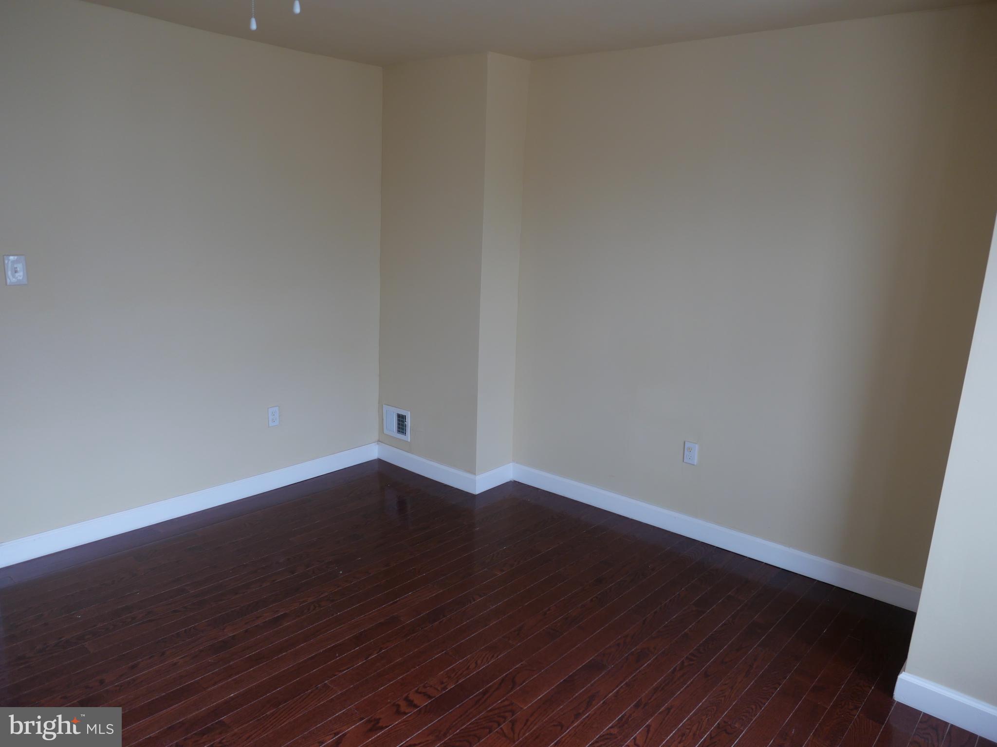 PHILADELPHIA (SOUTHWEST) - Residential