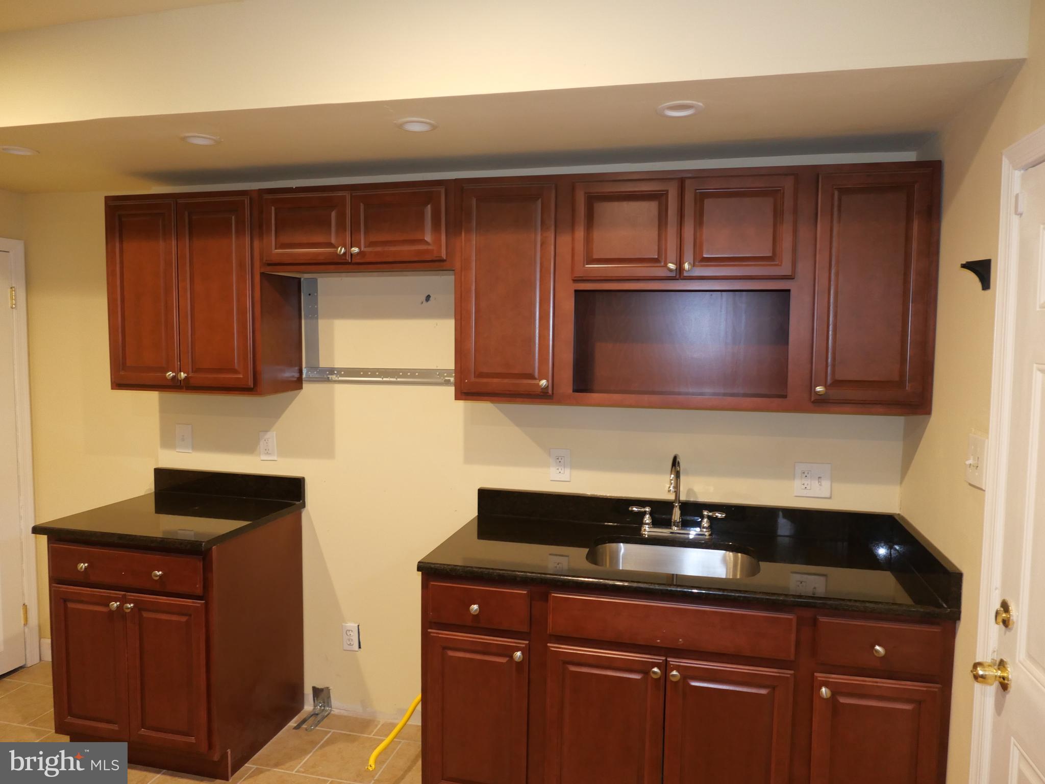 PHILADELPHIA (SOUTHWEST) - Residential