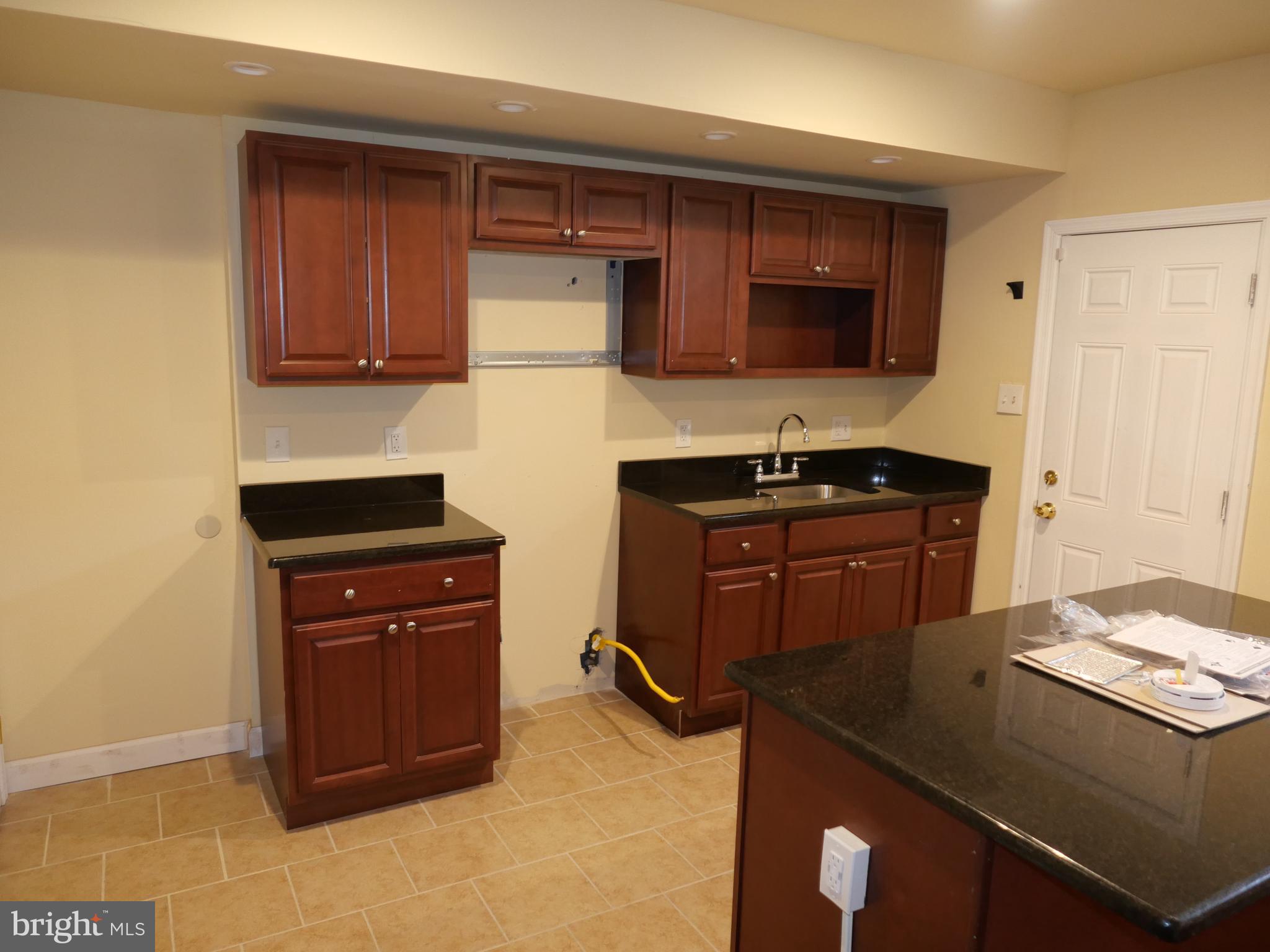 PHILADELPHIA (SOUTHWEST) - Residential