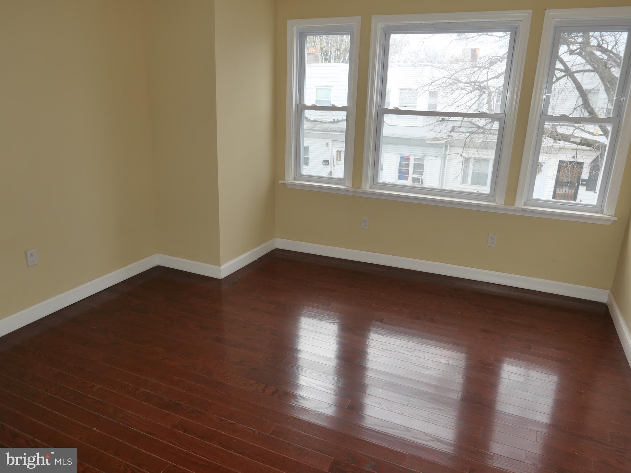 PHILADELPHIA (SOUTHWEST) - Residential