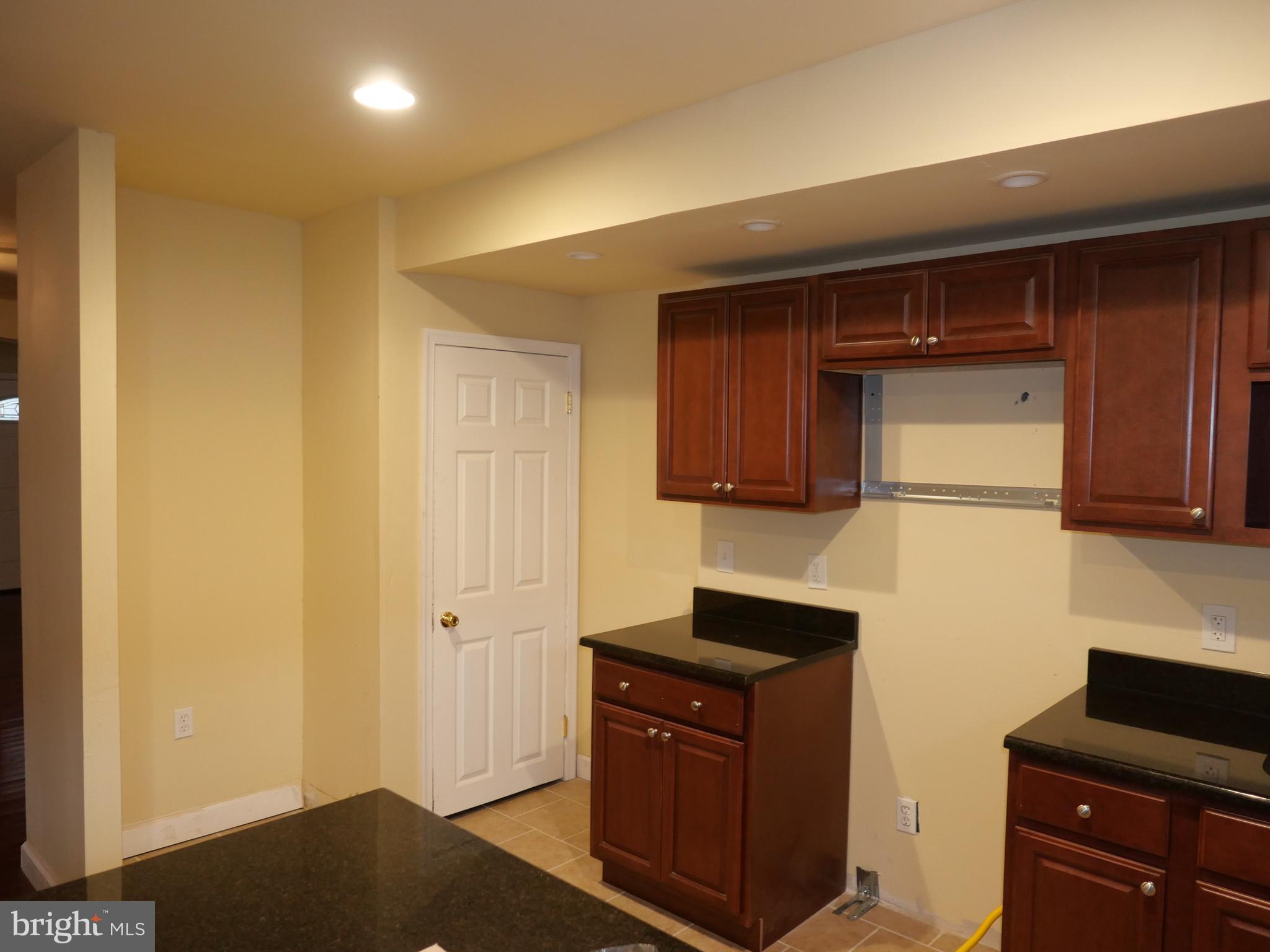 PHILADELPHIA (SOUTHWEST) - Residential