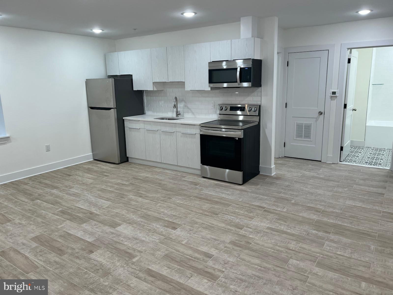 4146 PARKSIDE AVENUE 48