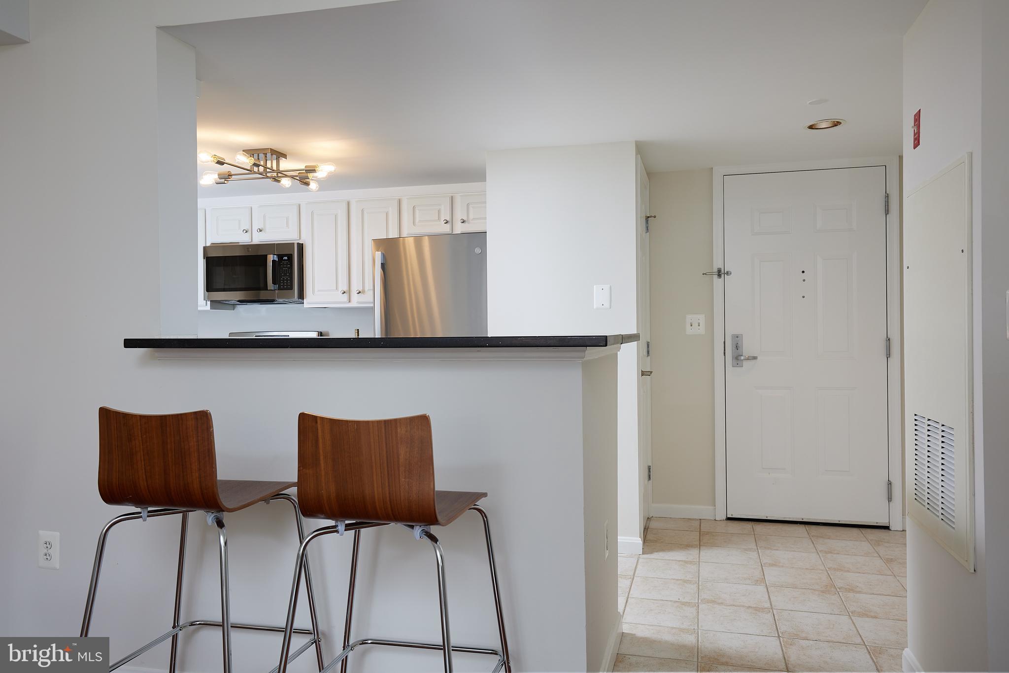 GALLERY AT WHITE FLINT - Residential