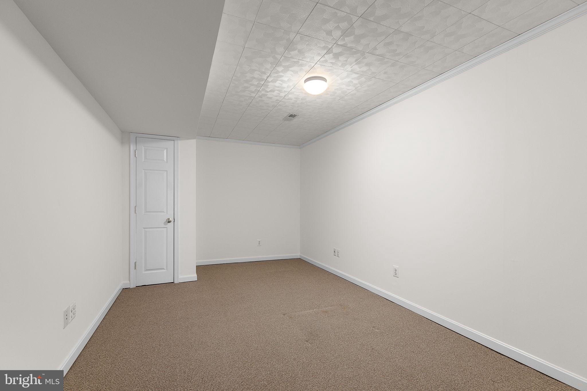 WILDERNESS SHORES - Residential