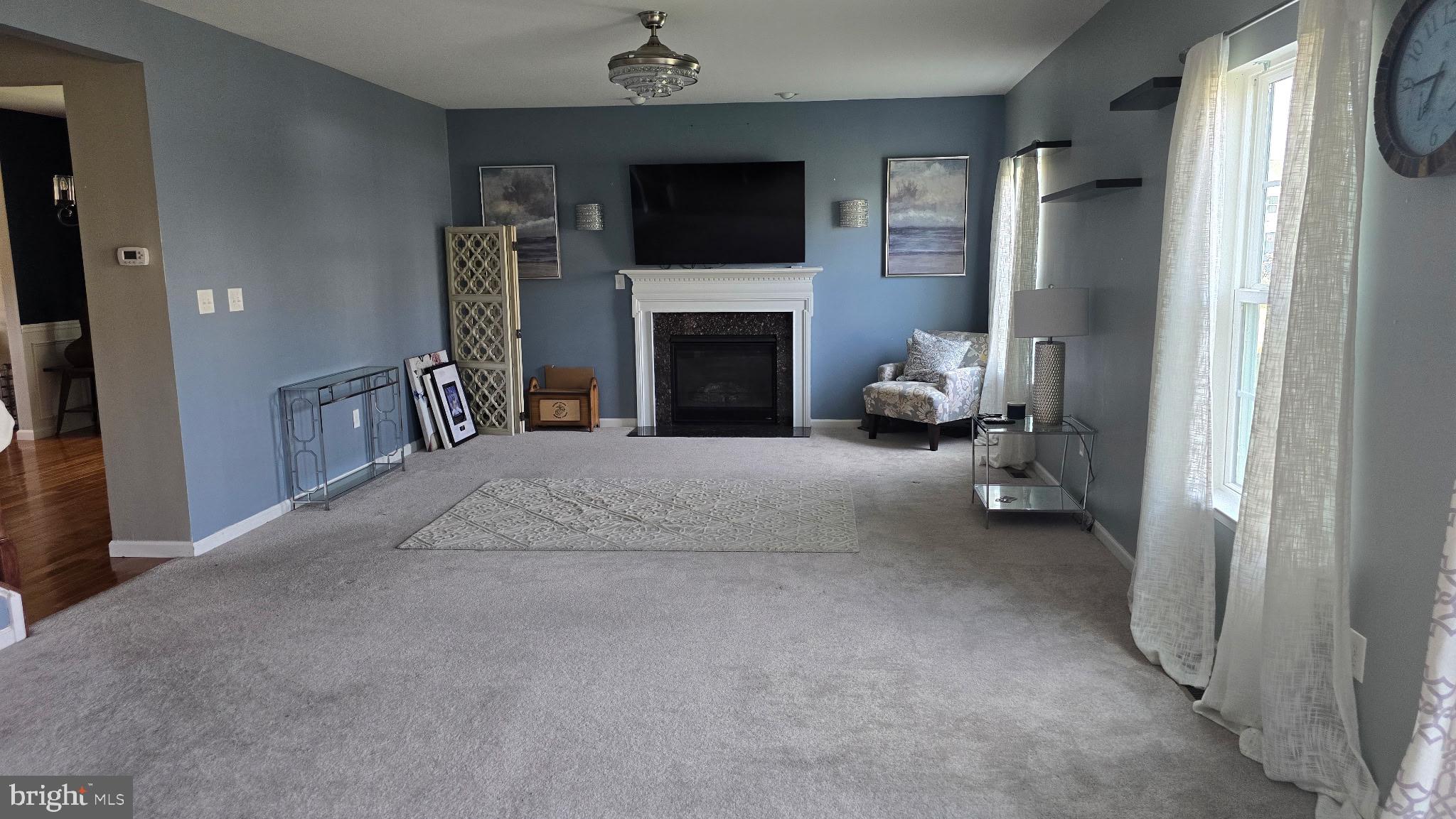 CANAL VIEW - Residential