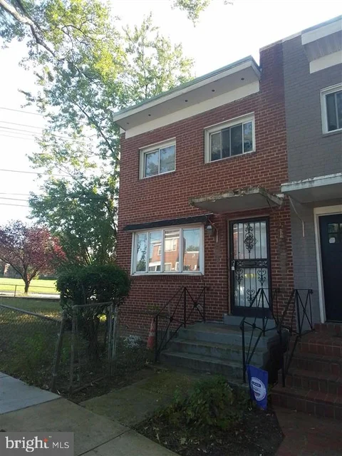 MLS: DCDC2199338