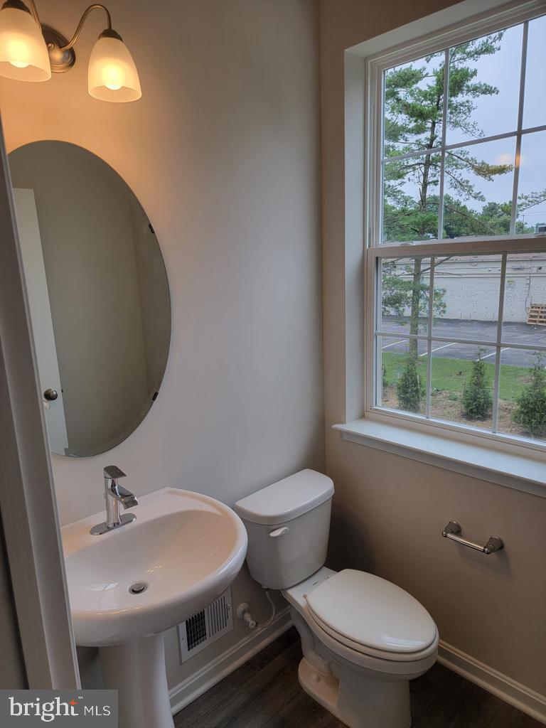 WOODYARD STATION - Residential Lease