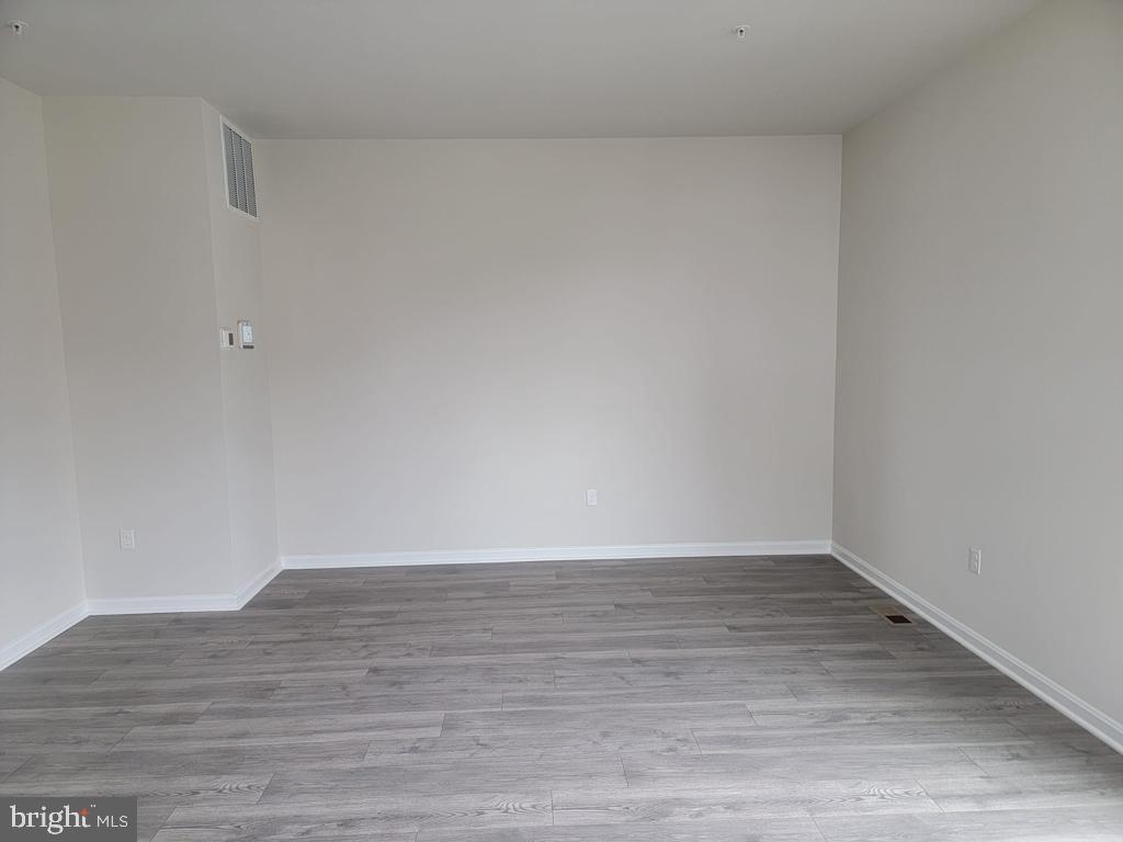 WOODYARD STATION - Residential Lease