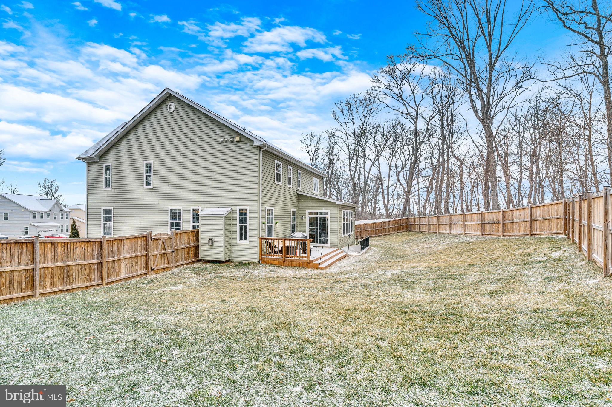 WINDSOR MANOR - Residential