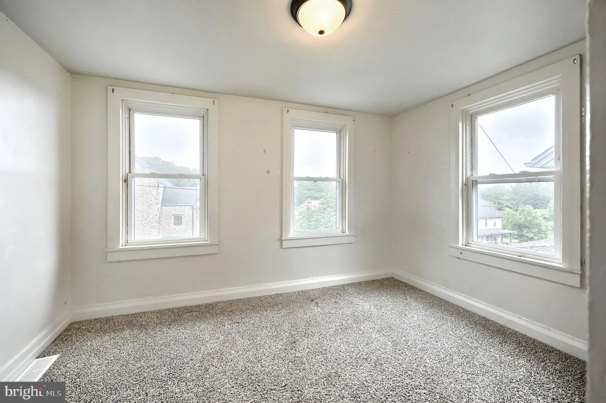 Mount Wolf, Pennsylvania 17347, United States, 3 Bedrooms Bedrooms, ,2 BathroomsBathrooms,Residential,Active,157225