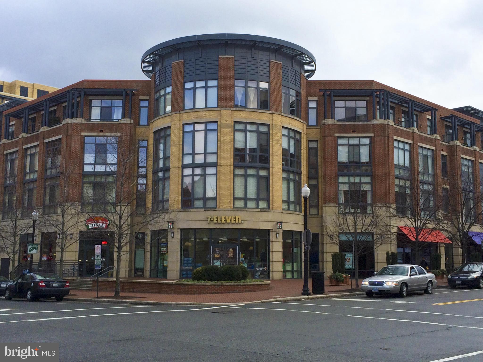 CONDOS AT CARLYLE SQUARE - Residential Lease