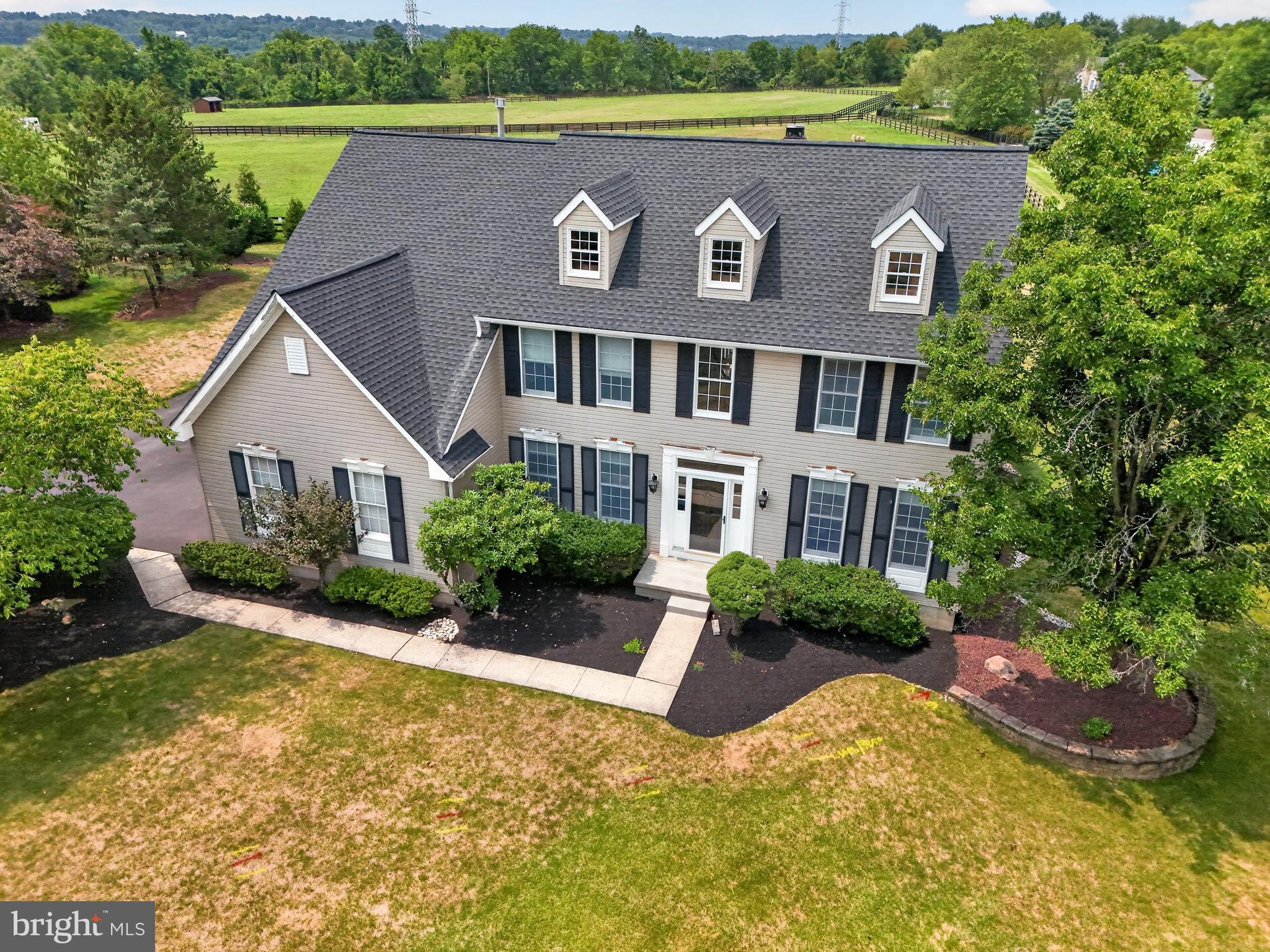 5 DORCHESTER LANE