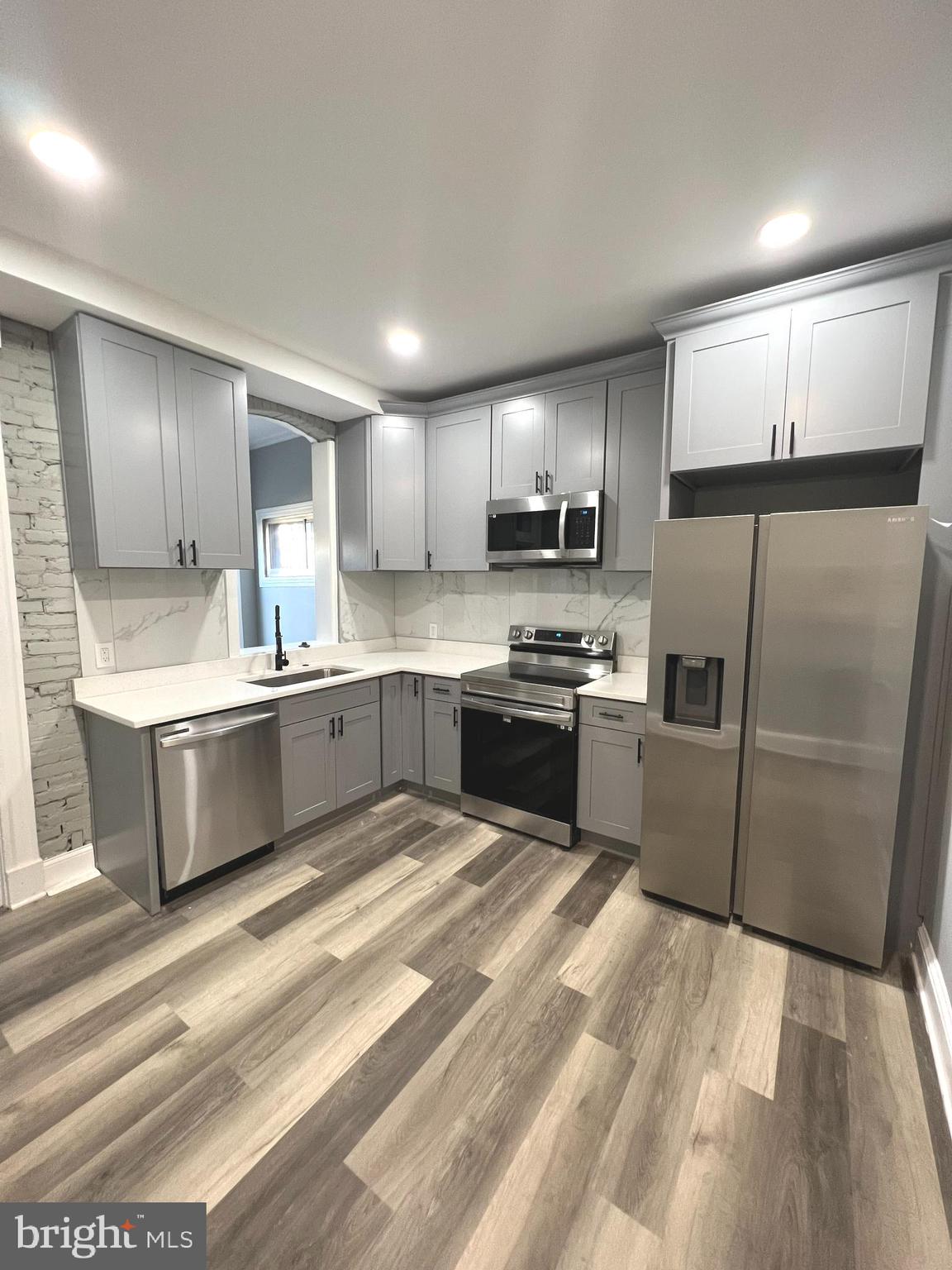 CHARLES VILLAGE - Residential Lease