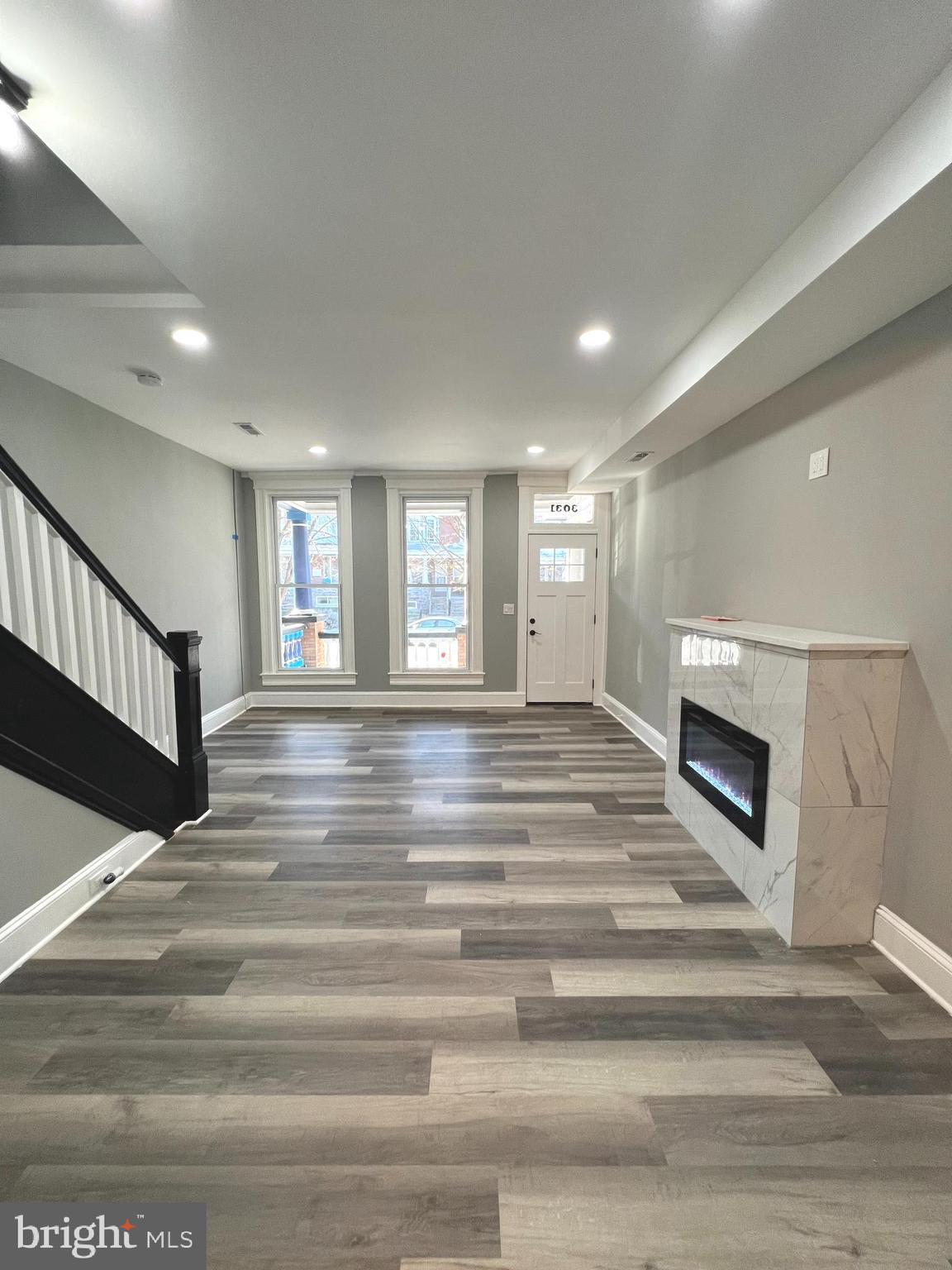 CHARLES VILLAGE - Residential Lease