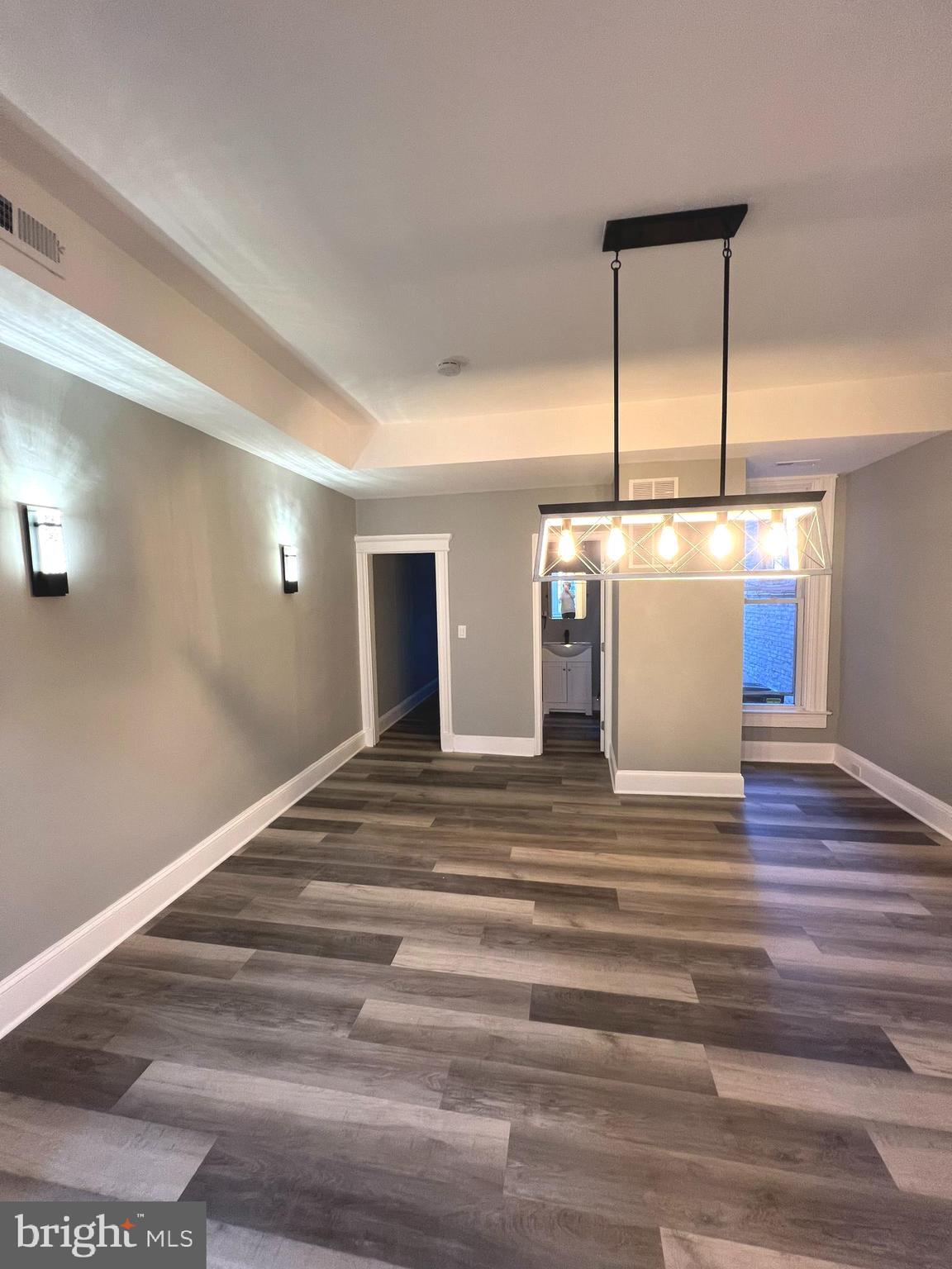 CHARLES VILLAGE - Residential Lease