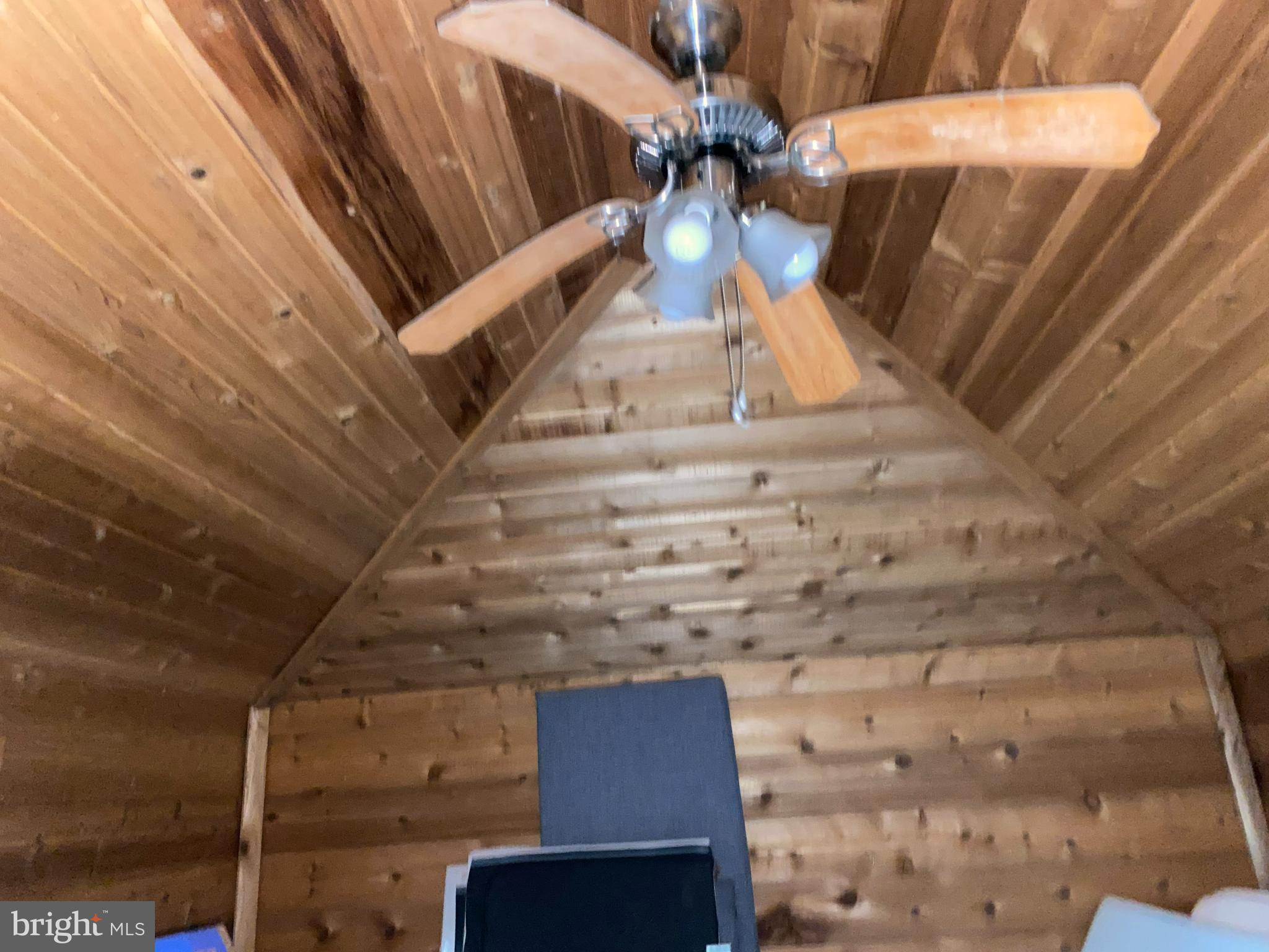 KENILWORTH PARK - Land