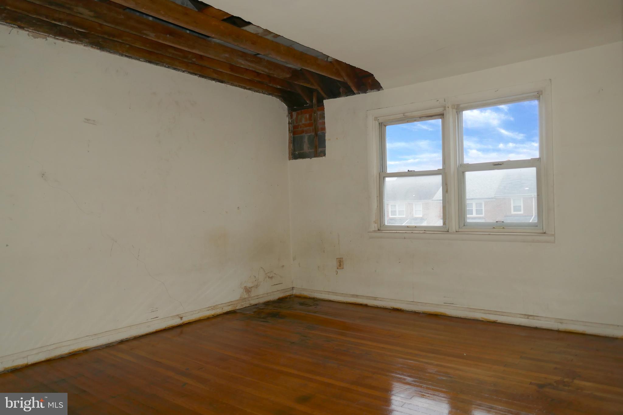 IDLEWOOD - Residential