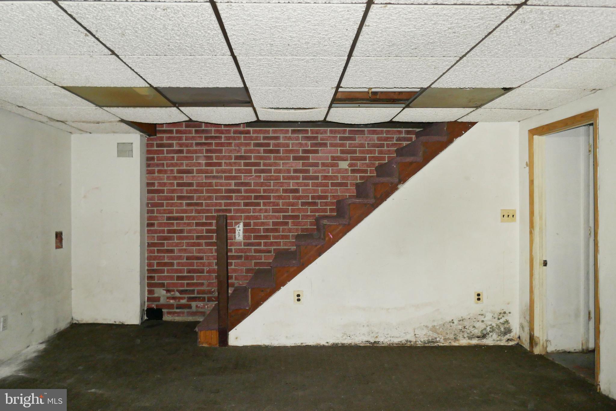 IDLEWOOD - Residential