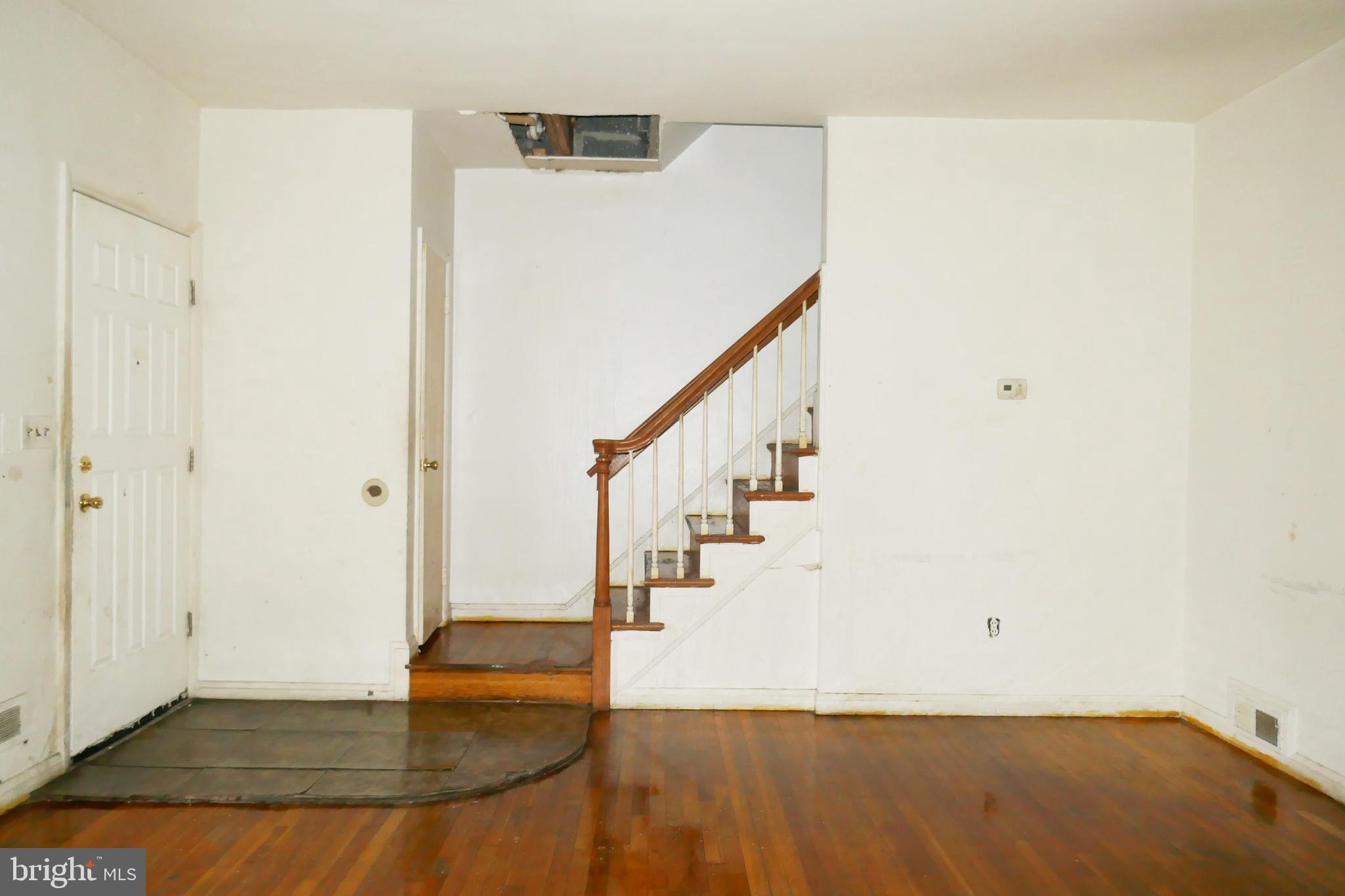 IDLEWOOD - Residential