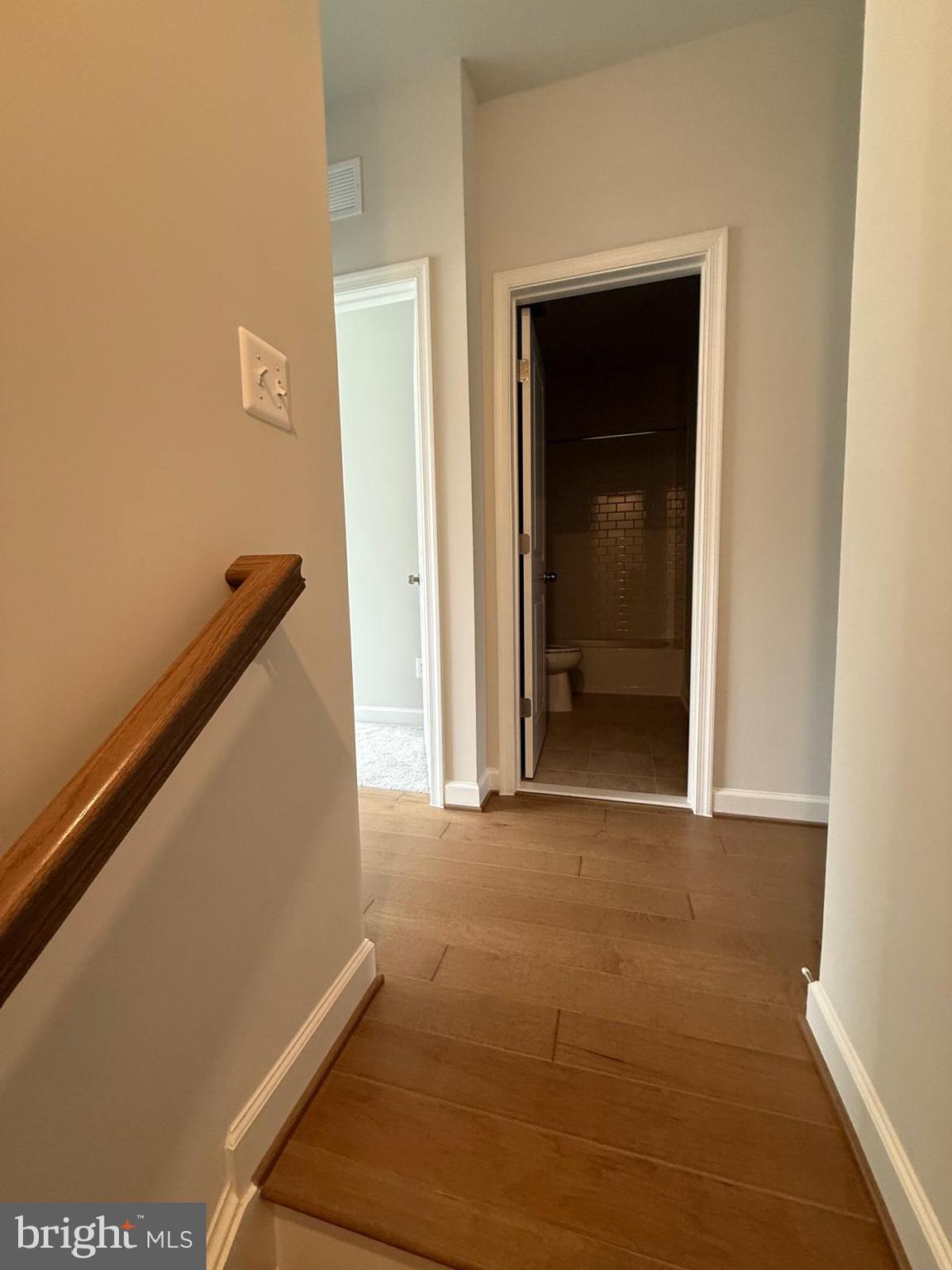 ENCLAVE AT FAIR LAKES - Residential Lease