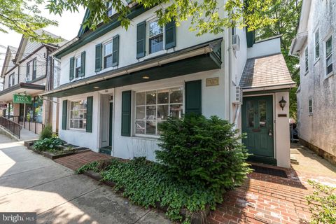 156 W STATE STREET DOYLESTOWN PA 18901