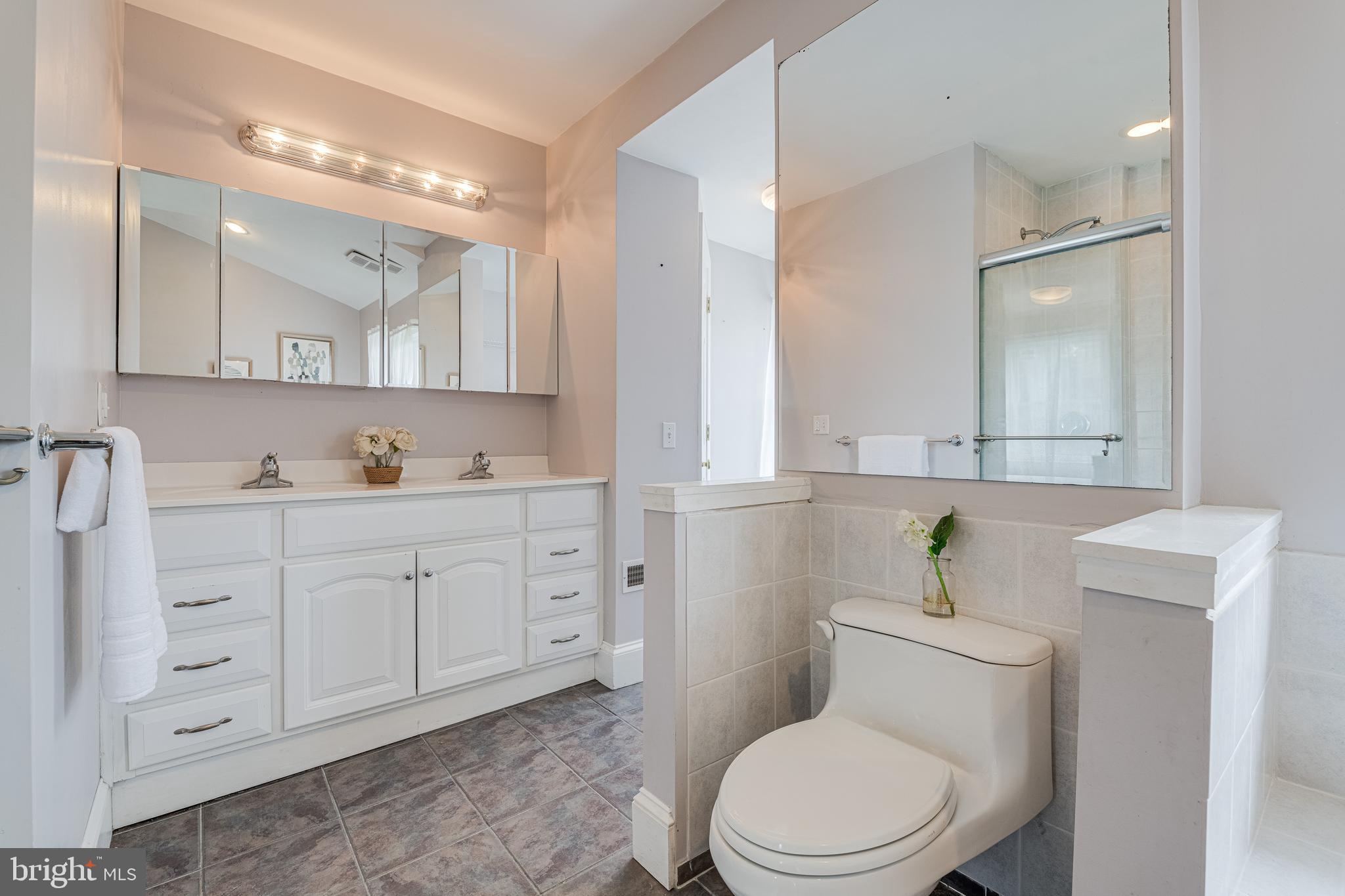 GREEN SPRING VALLEY - Residential