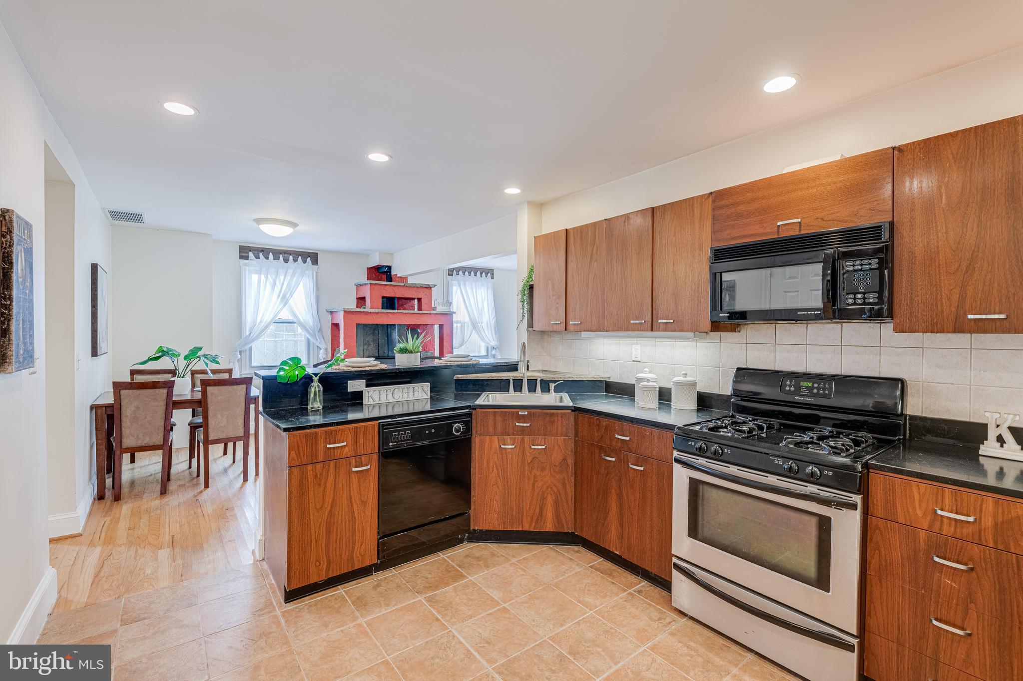 GREEN SPRING VALLEY - Residential