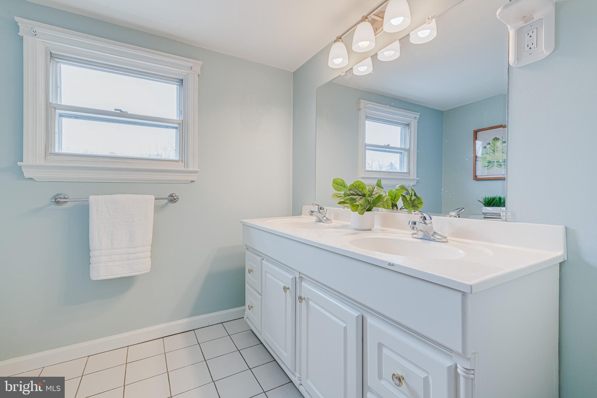 GREEN SPRING VALLEY - Residential