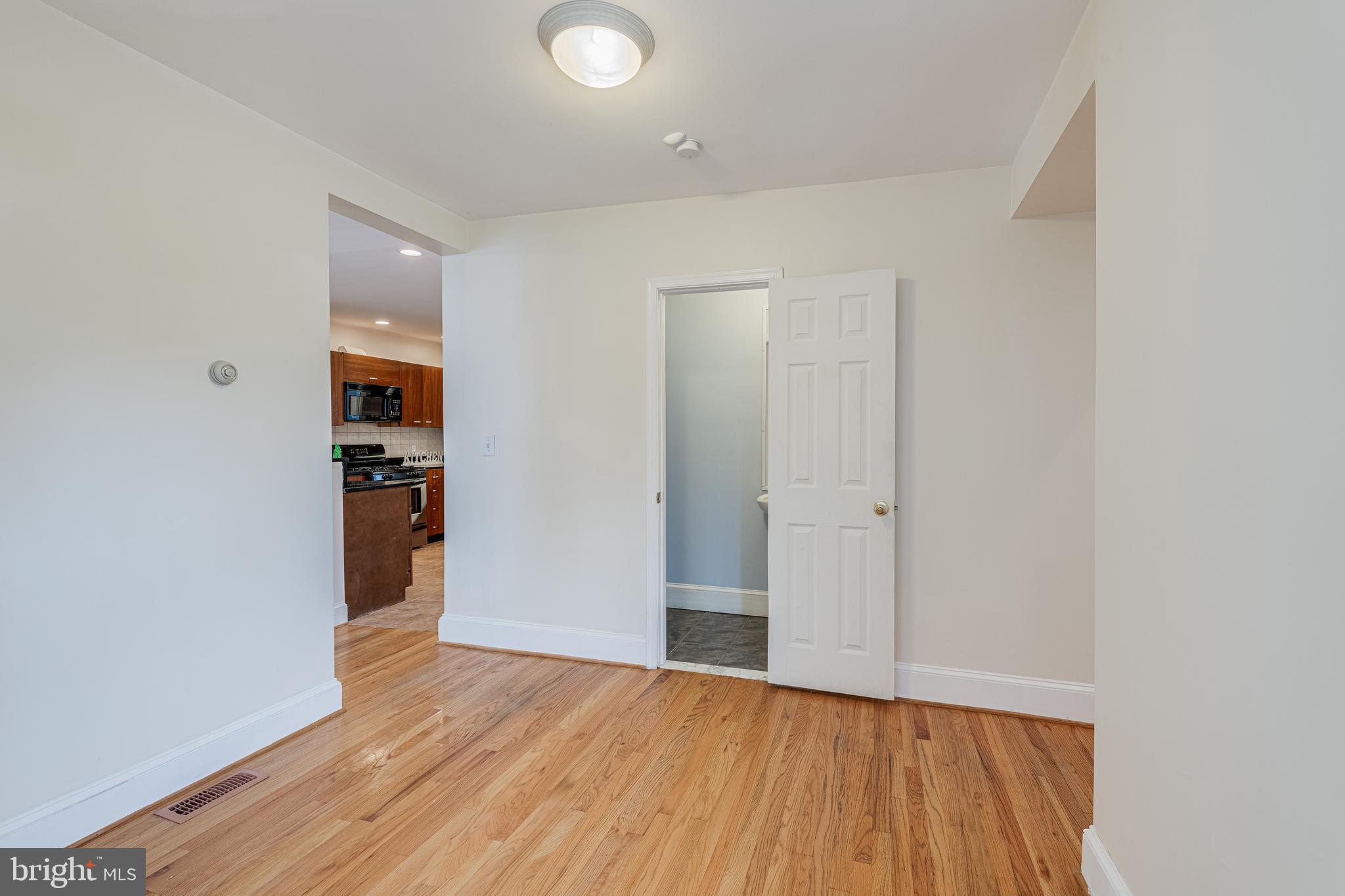 GREEN SPRING VALLEY - Residential