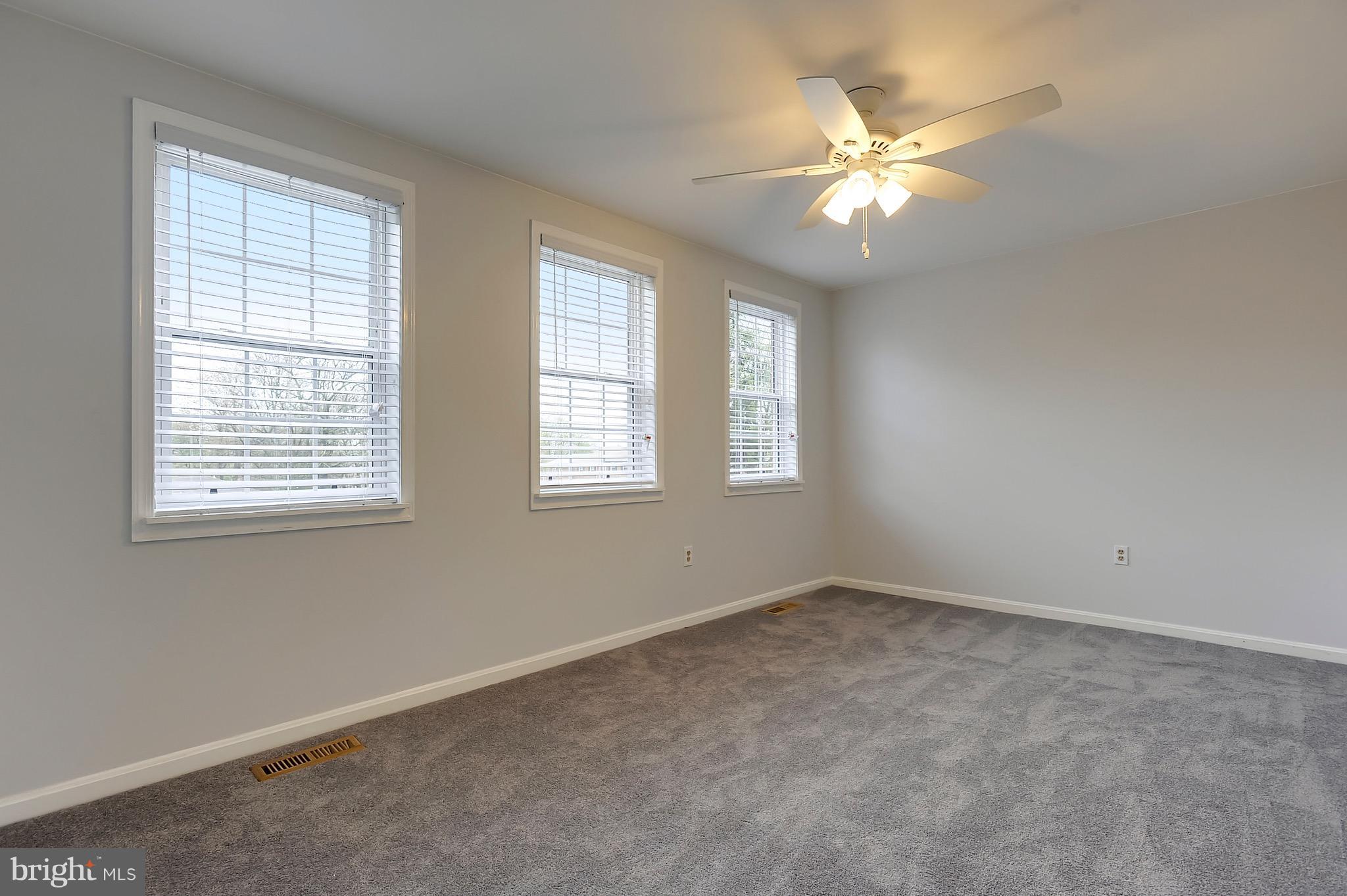 PINEWOOD GREENS - Residential