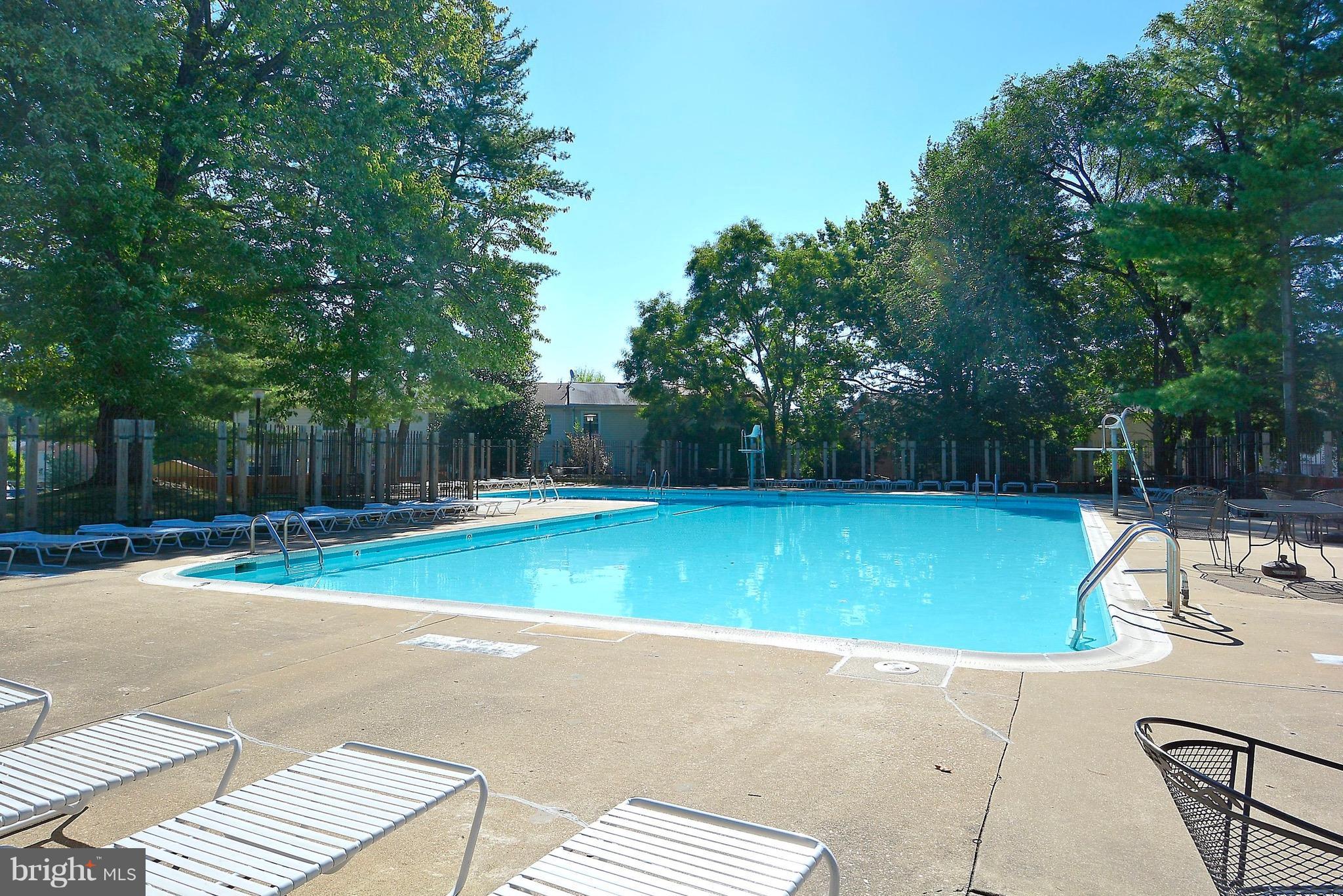 PINEWOOD GREENS - Residential