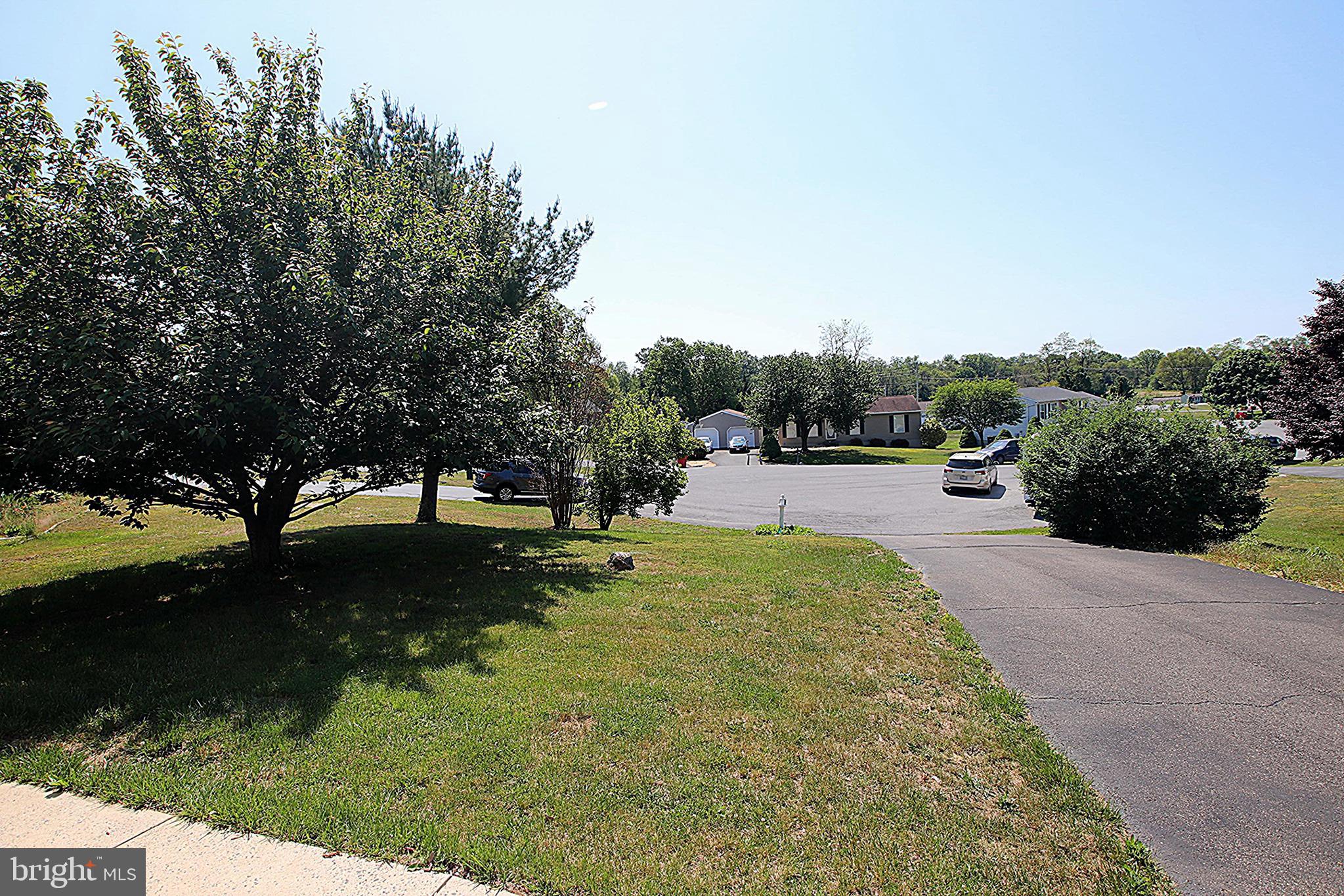 STERLING OAKS - Residential