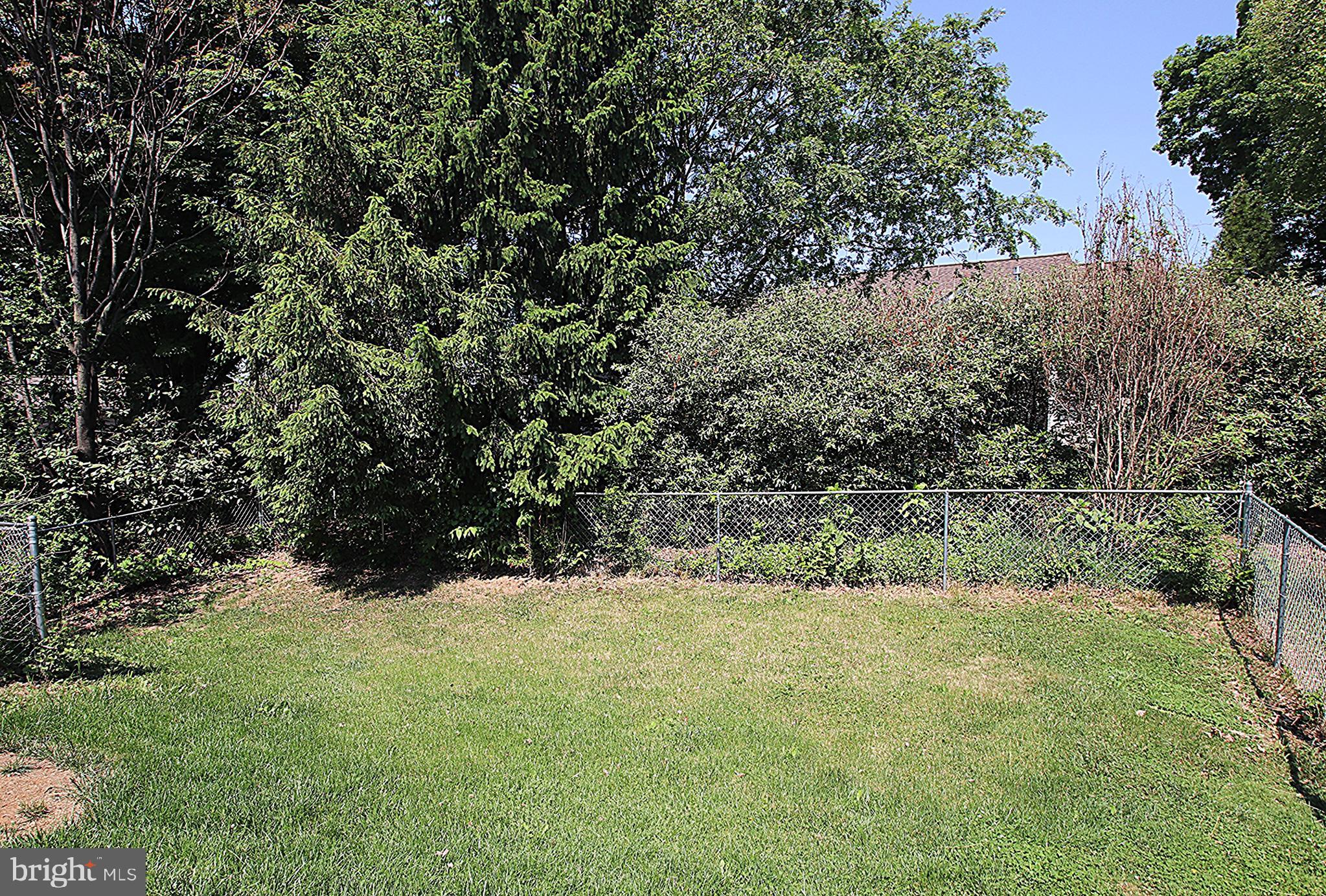 STERLING OAKS - Residential
