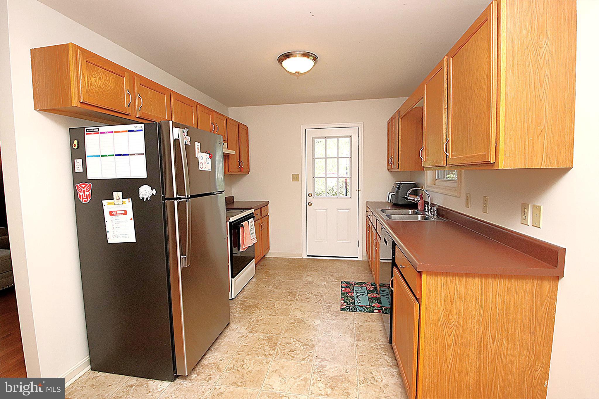 STERLING OAKS - Residential