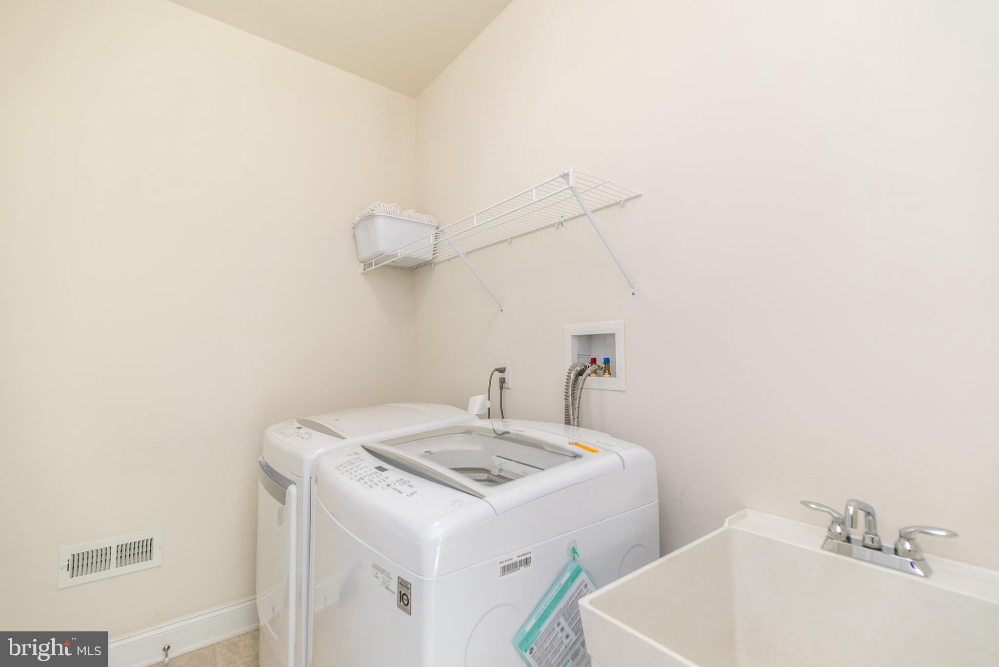 WARRINGTON GLEN - Residential