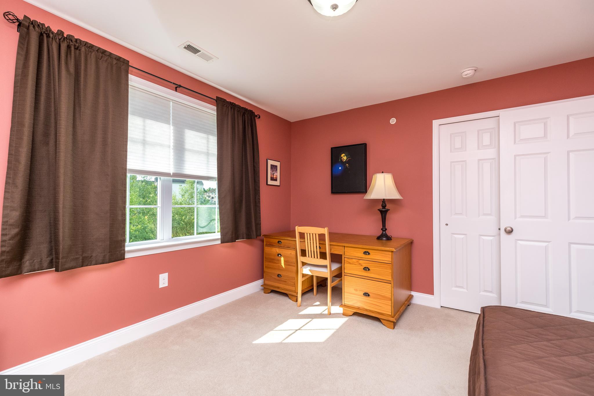 WARRINGTON GLEN - Residential