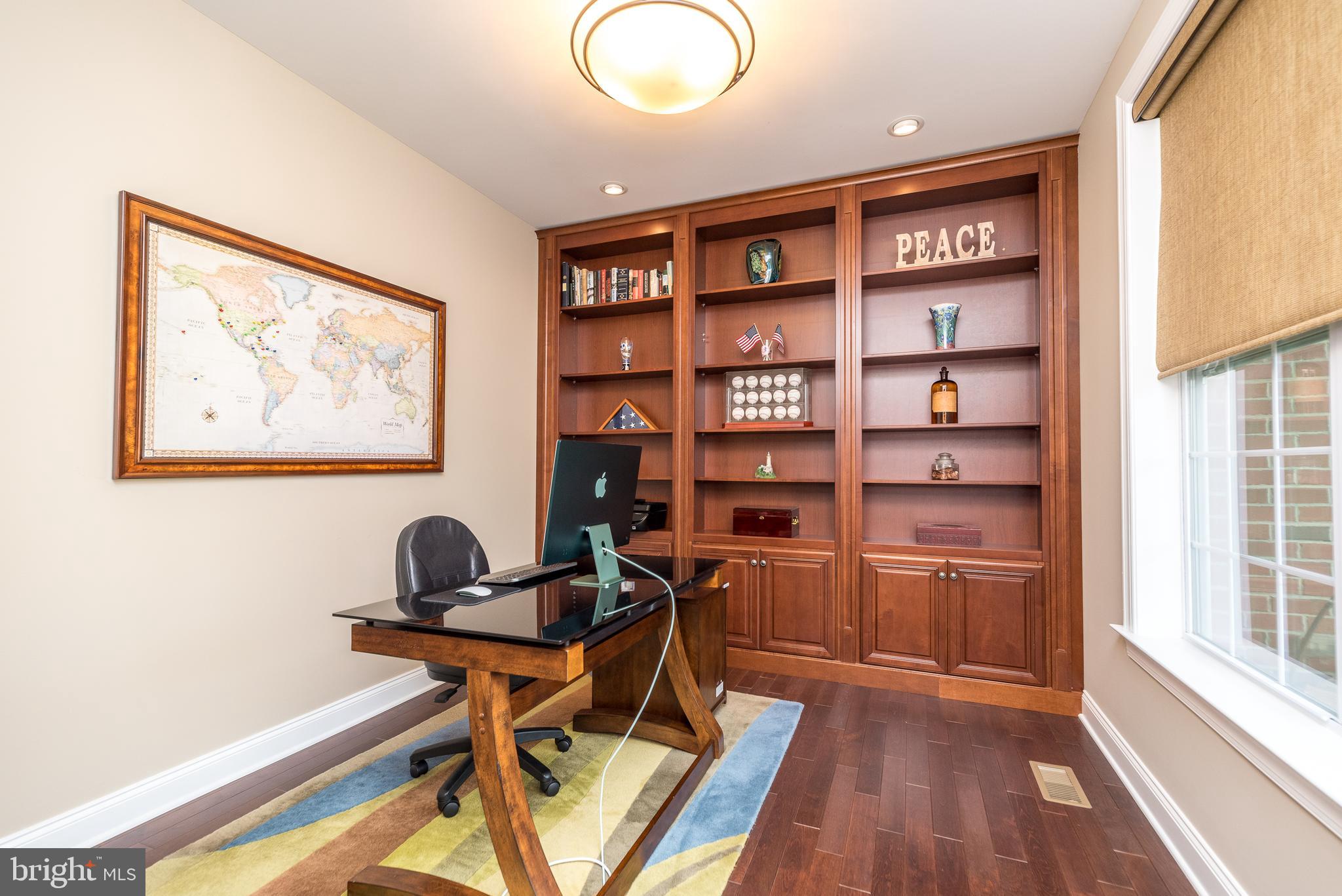 WARRINGTON GLEN - Residential