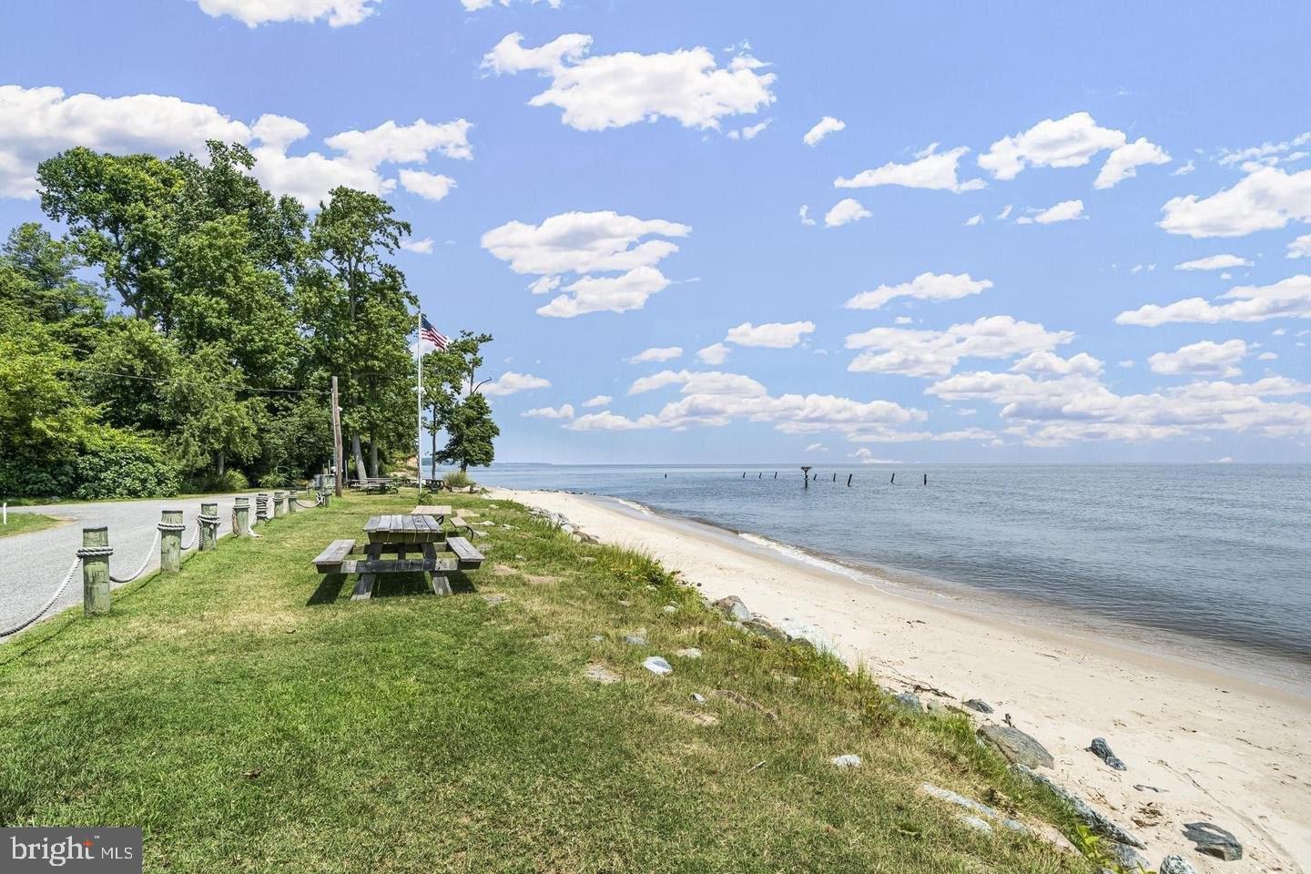 4111 BAYSIDE ROAD