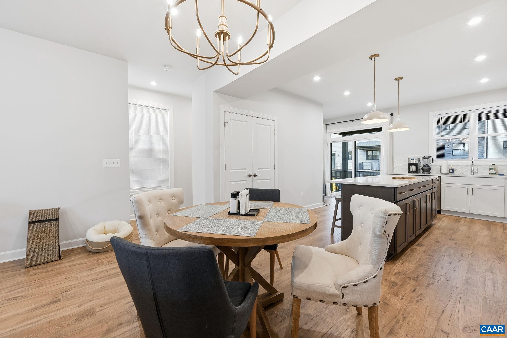 OLD TRAIL - Residential