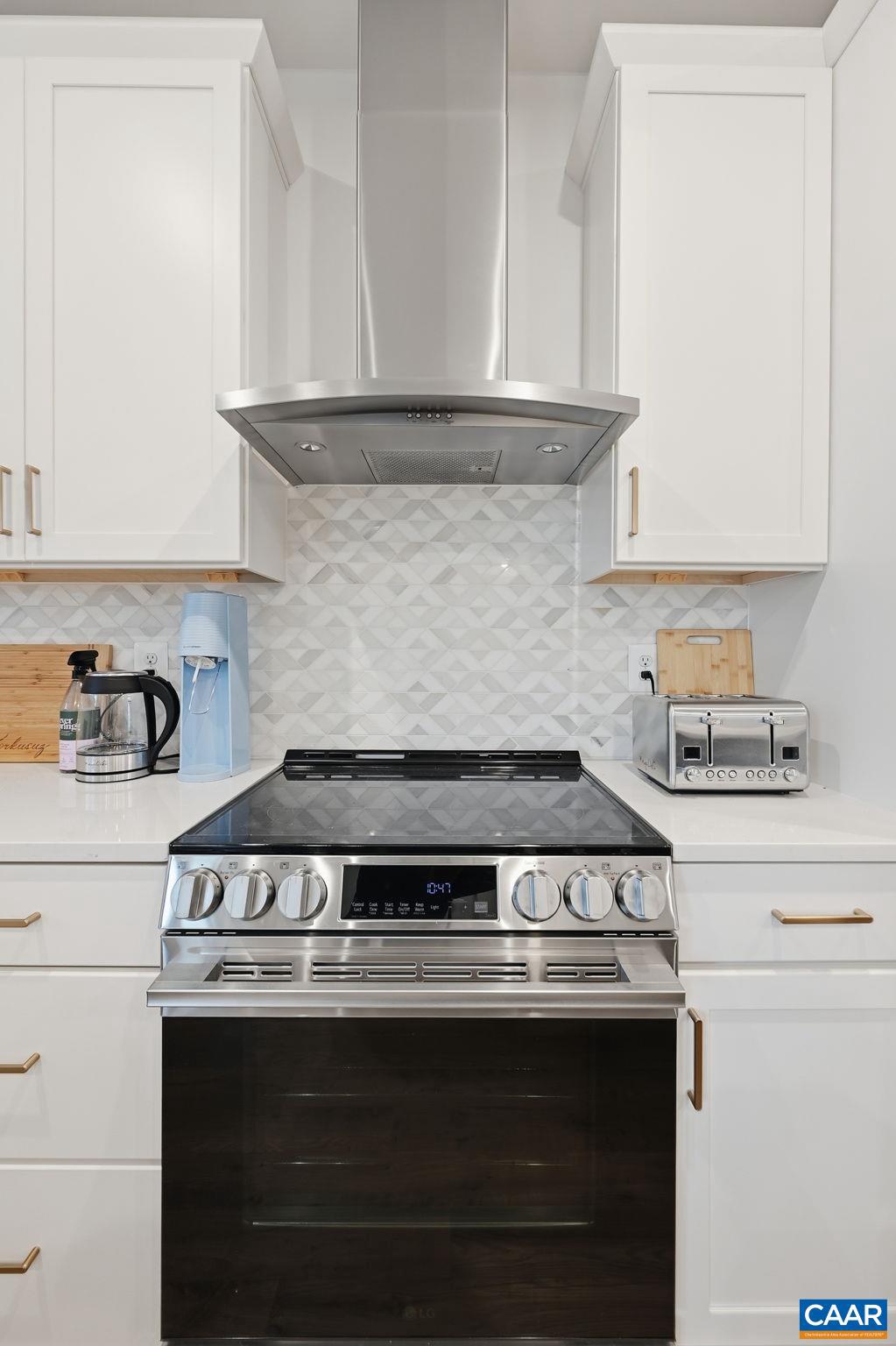 OLD TRAIL - Residential