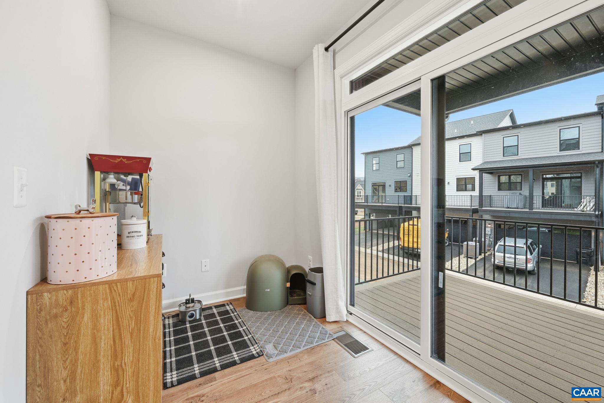 OLD TRAIL - Residential