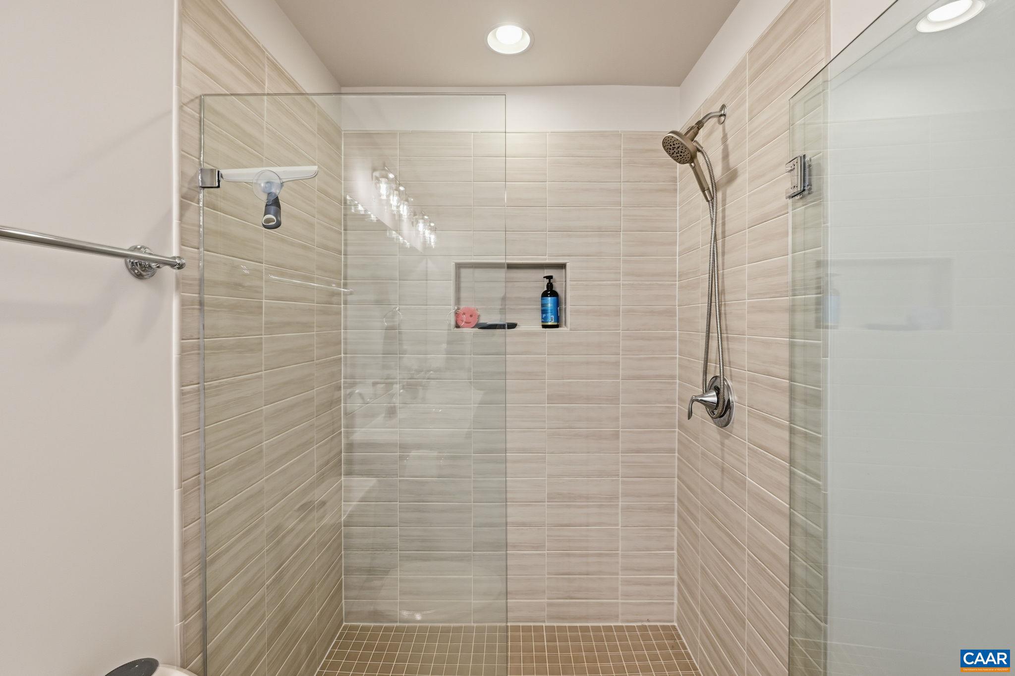 OLD TRAIL - Residential